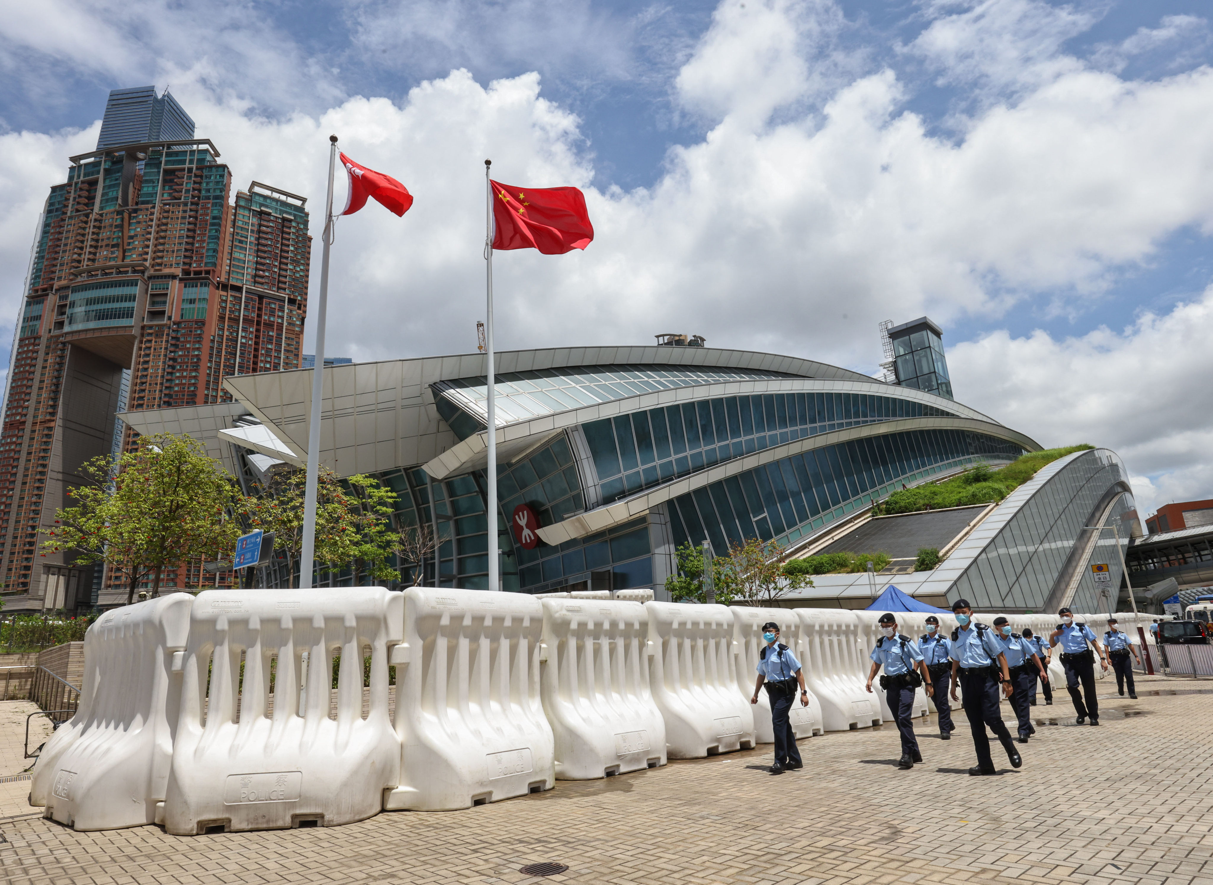 President Xi Jinping is expected to arrive at the high-speed railway terminus in West Kowloon on Thursday. Photo: K. Y. Cheng
