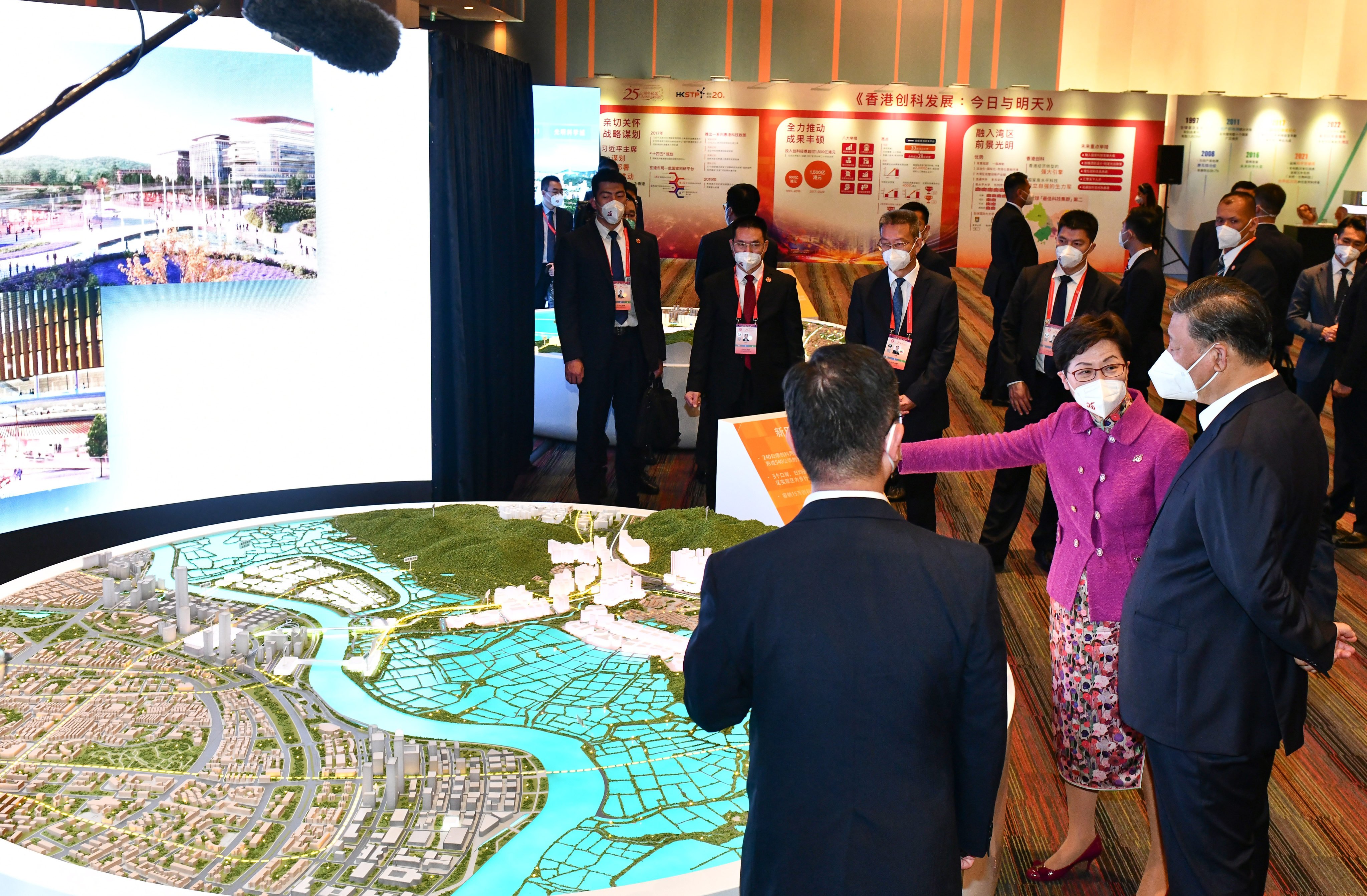 President Xi Jinping (right), accompanied by Chief Executive Carrie Lam, is briefed by Secretary for Innovation and Technology Alfred Sit on Hong Kong’s I&T strengths. Photo: Handout