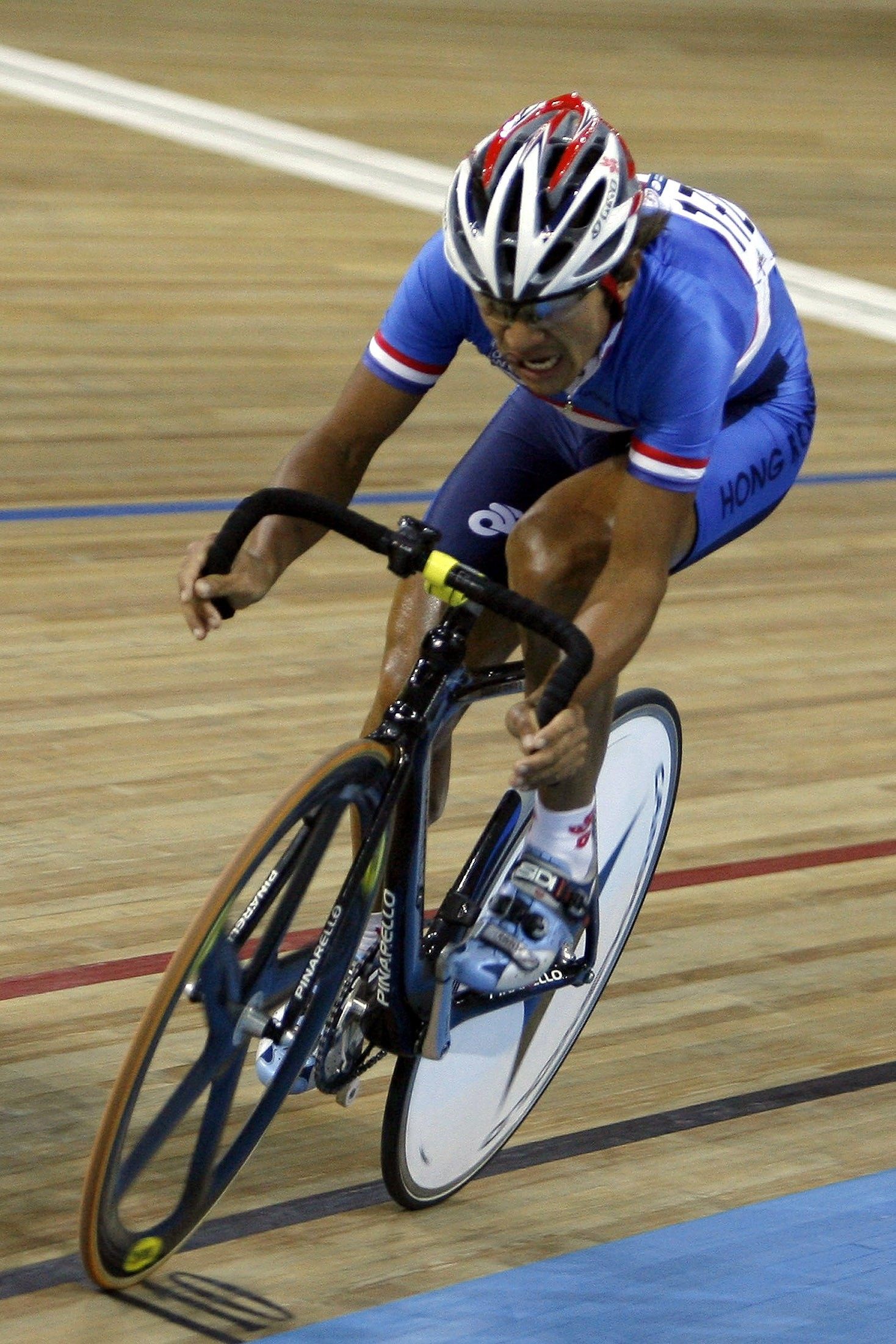 Hong Kong’s Wong Kam-po on his way to the scratch title at the track cycling world championships in Mallorca in 2007. Photo: Reuters