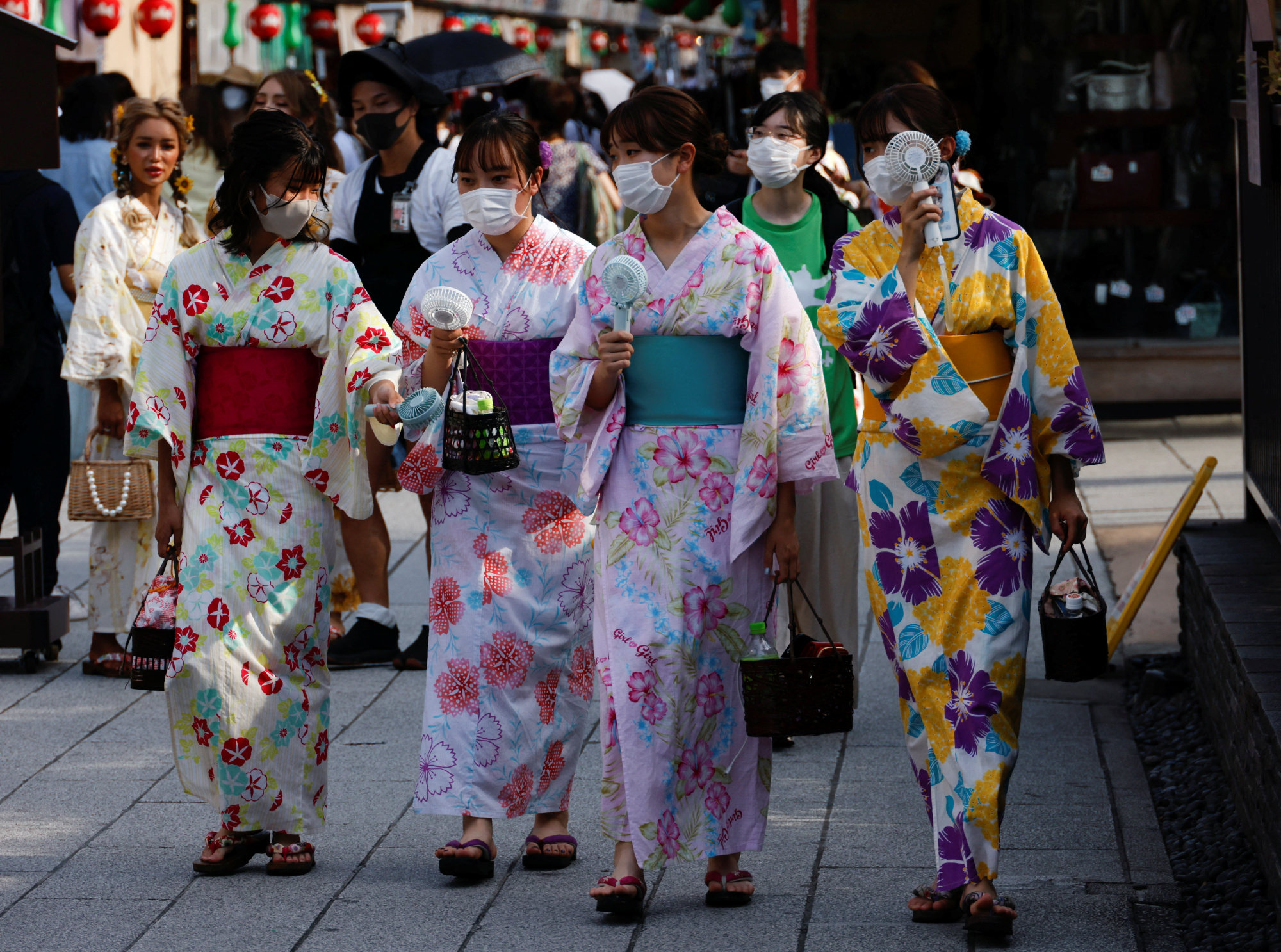 Japan launches study to try to reduce number of underweight young women ...