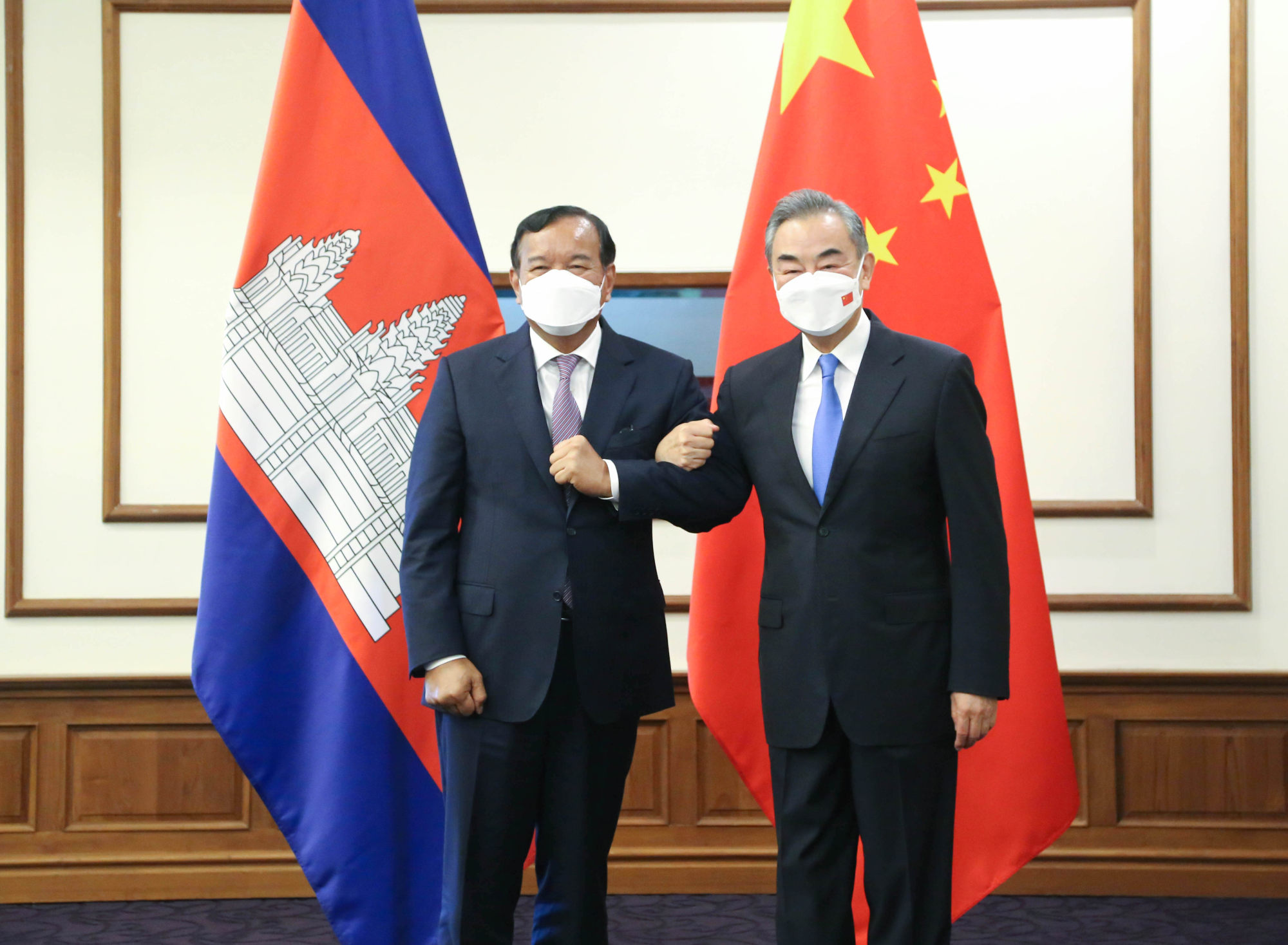 Asean special envoy Prak Sokhonn met Chinese Foreign Minister Wang Yi on the sidelines of the Lancang-Mekong Cooperation meeting in Bagan. Photo: Xinhua