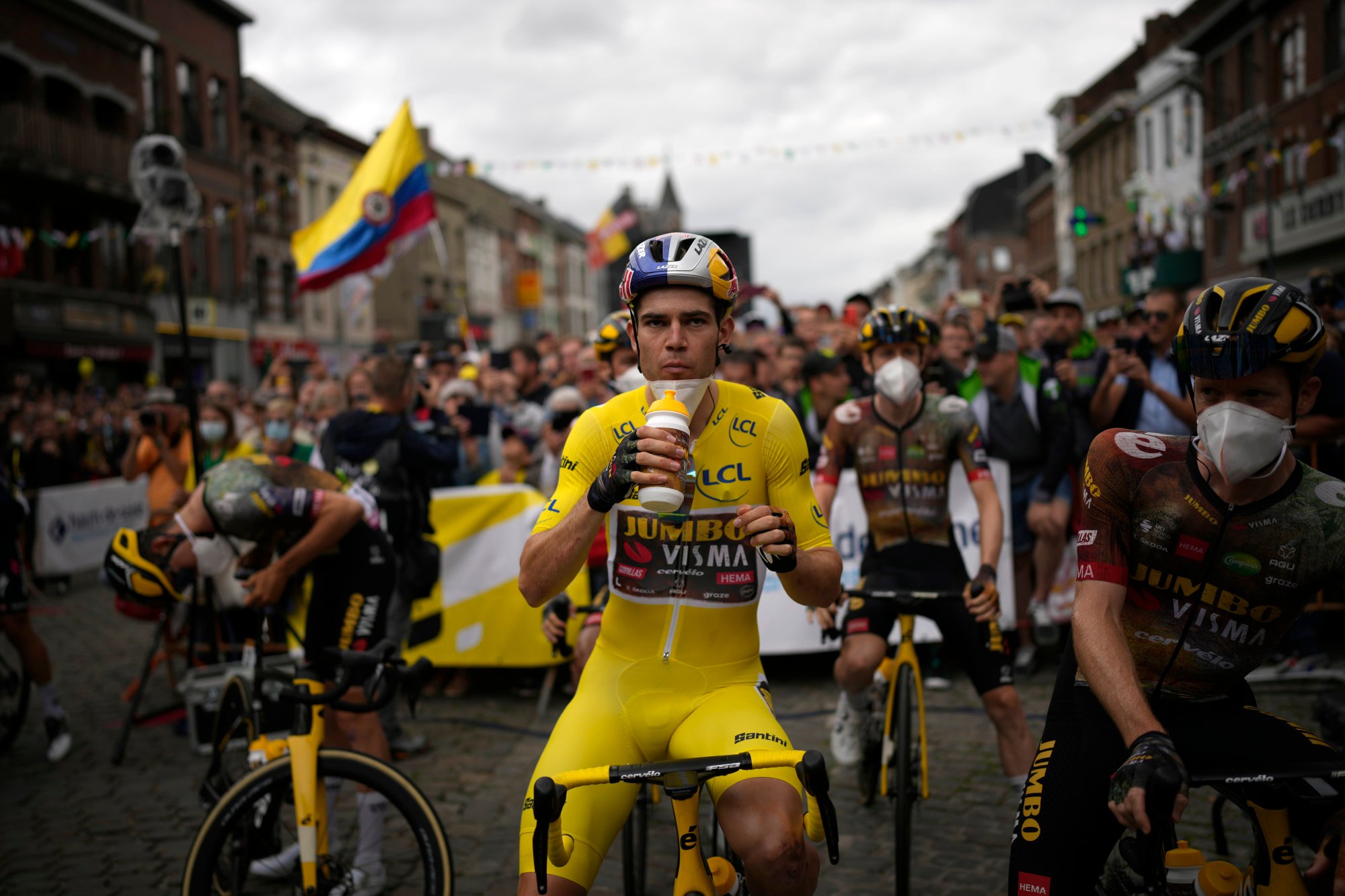 What does a Team Jumbo-Visma rider eat during the Tour De France? –