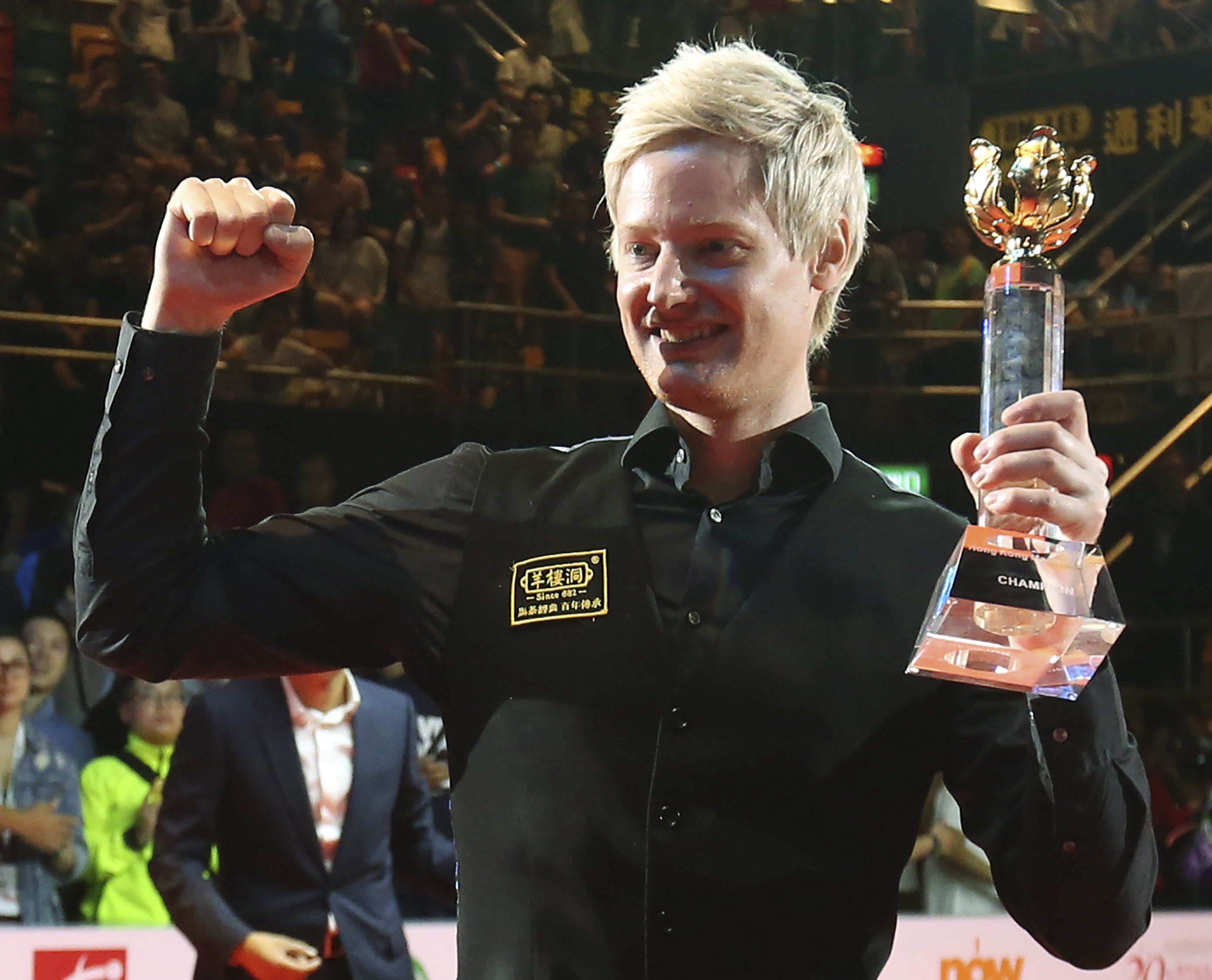 Neil Robertson celebrates after winning the Hong Kong Masters at Queen Elizabeth Stadium in Wan Chai in 2017. Photo: David Wong