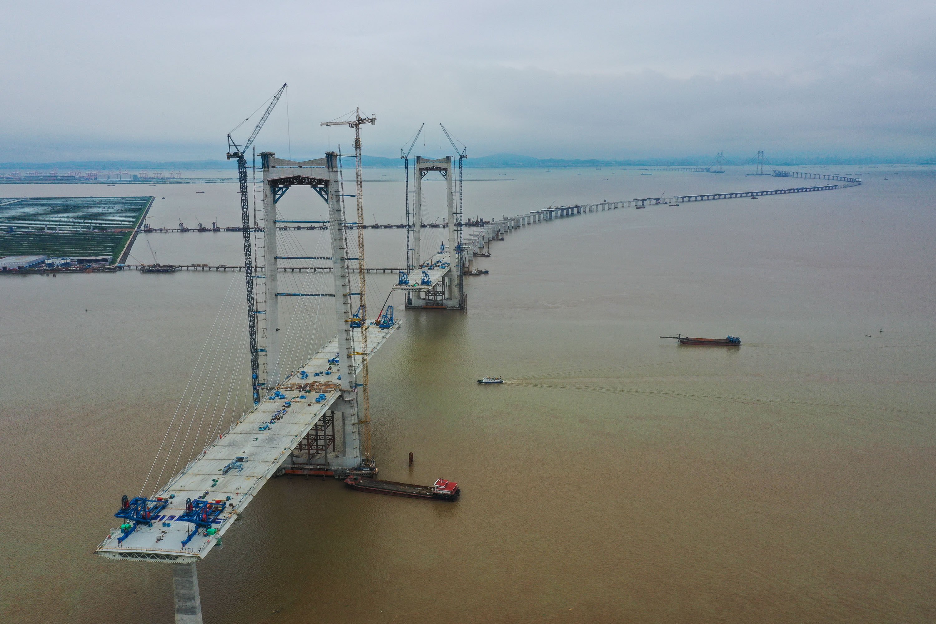 Construction continues on the Shenzhen-Zhongshan highway link in Guangdong province on May 15. The central government has introduced a series of measures, including infrastructure projects, intended to provide stimulus as the economy recovers from the Covid-19 pandemic. Photo: Xinhua