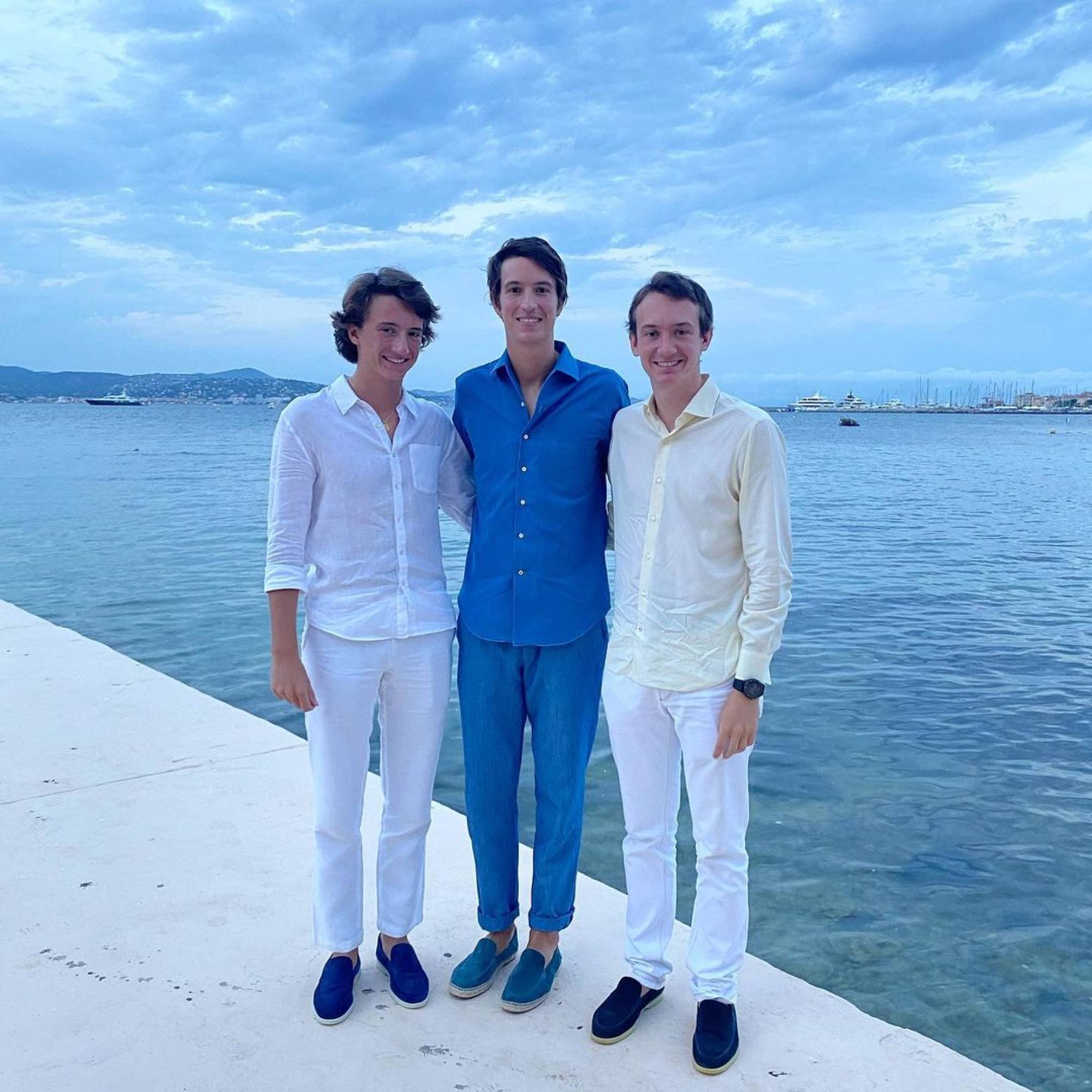 Meet Alexandre Arnault, the hunky son of LVMH billionaire Bernard Arnault,  Europe's richest man: he's worked with Beyoncé and Blackpink's Rosé, and  Kanye West performed at his wedding