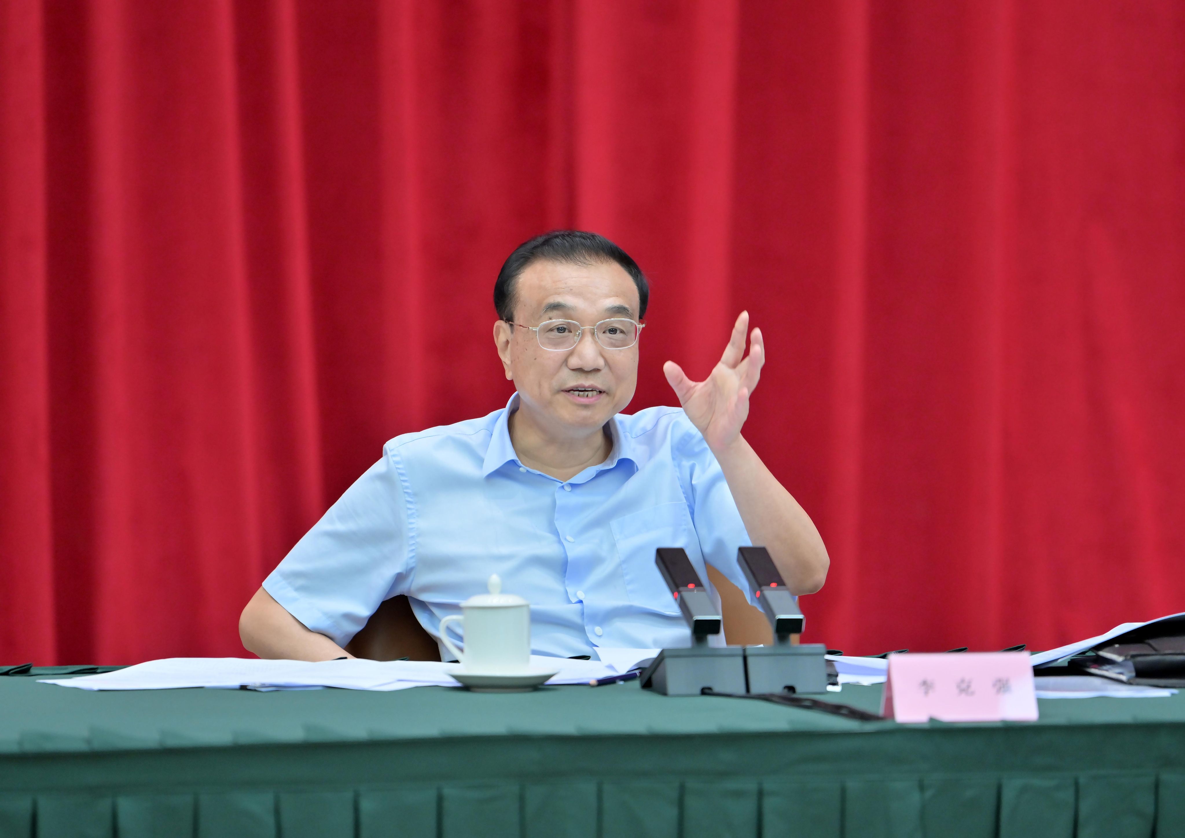 Premier Li Keqiang said the government “must continue to put employment front and centre”. Photo: Xinhua