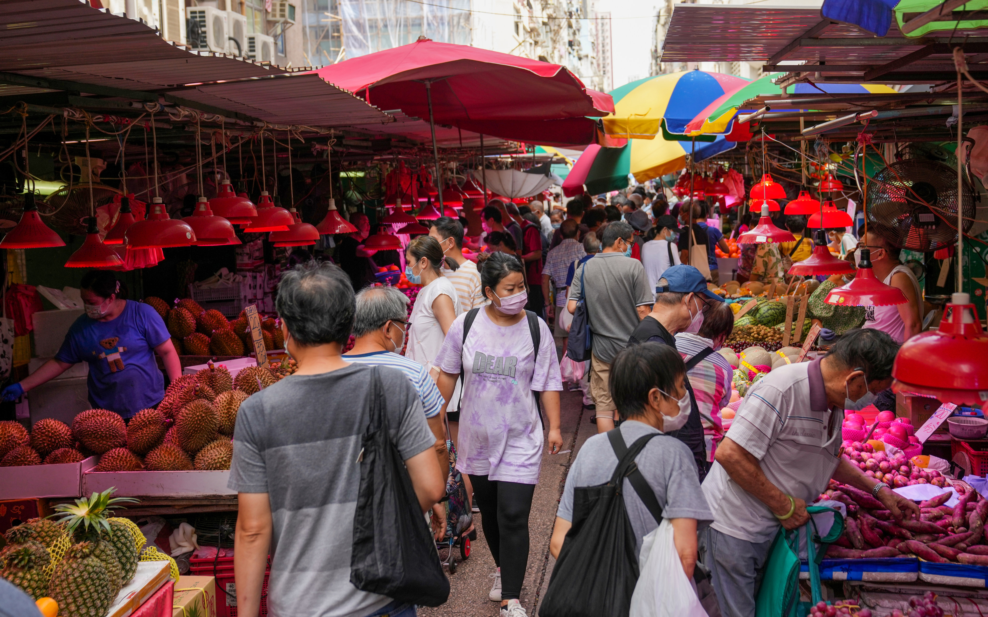Experts predict a small increase in the consumer price index - the basket of goods and services used to measure inflation - for June.  Photo: Sam Tsang