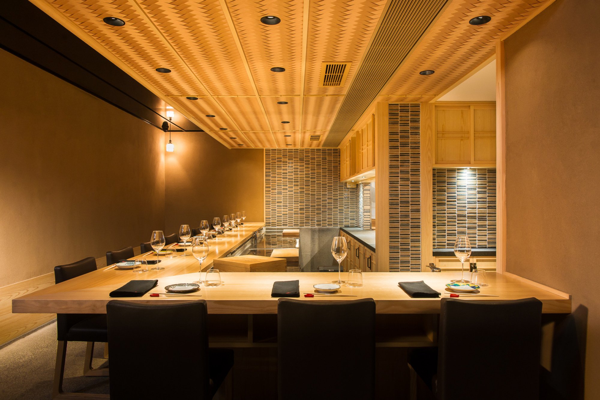 How Hong Kong restaurant Haku’s interior design was inspired by its ...