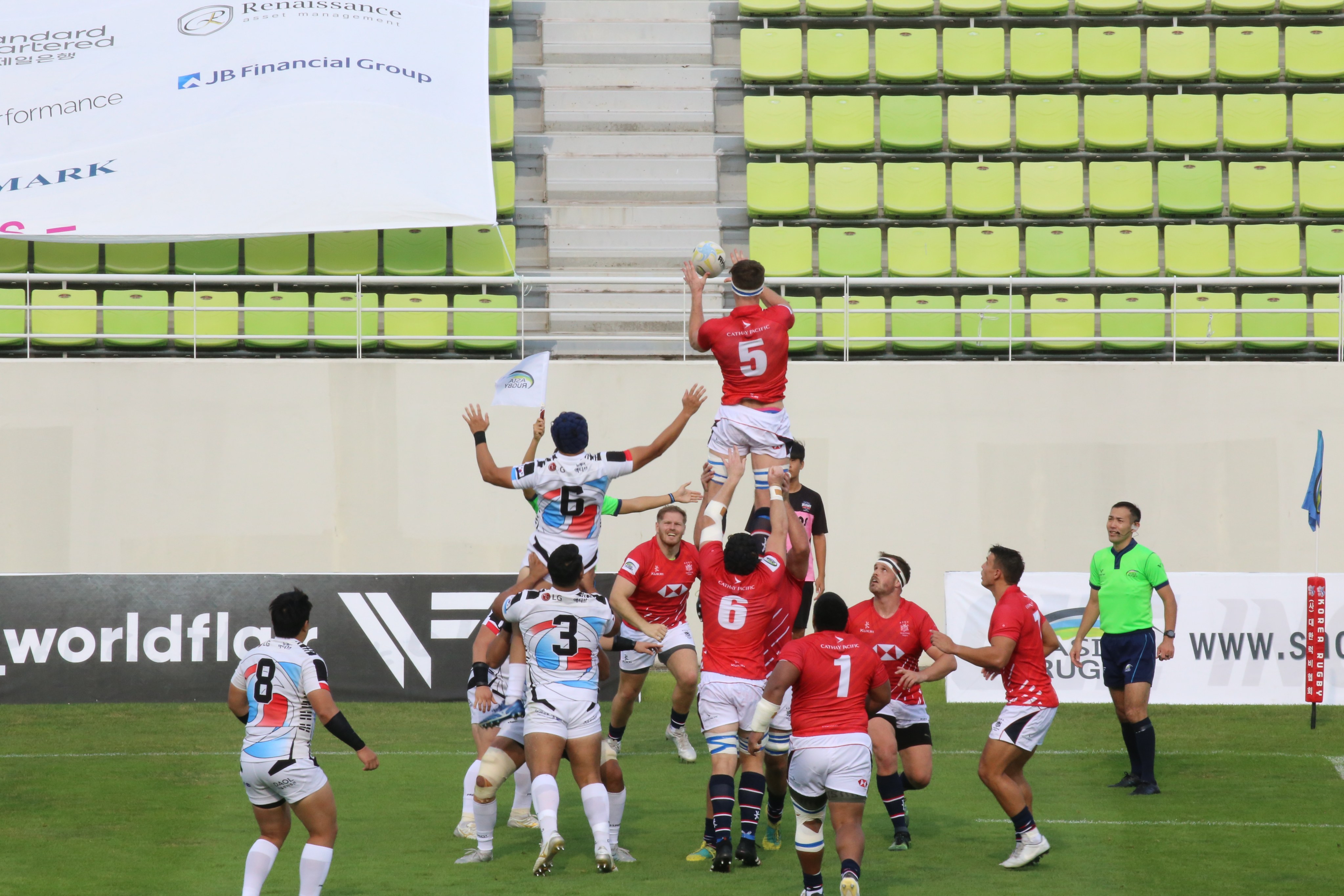 Hong Kong lock Patrick Jenkinson claims the ball during the Asia Rugby Championship match against Korea. Photo: Asia Rugby