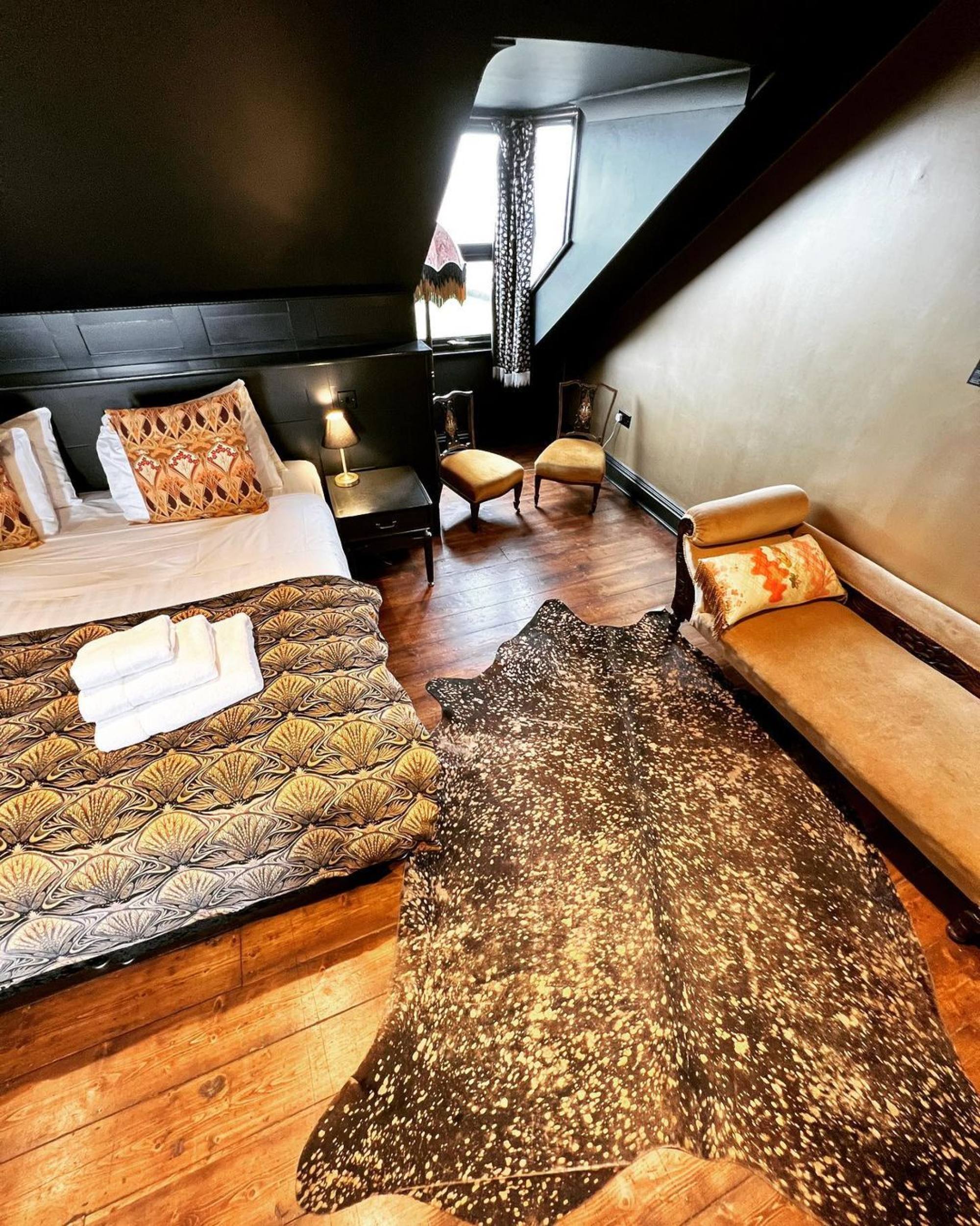 The suave accommodation at The Albion Rooms. Photo: @thealbionroomsmargate/Instagram