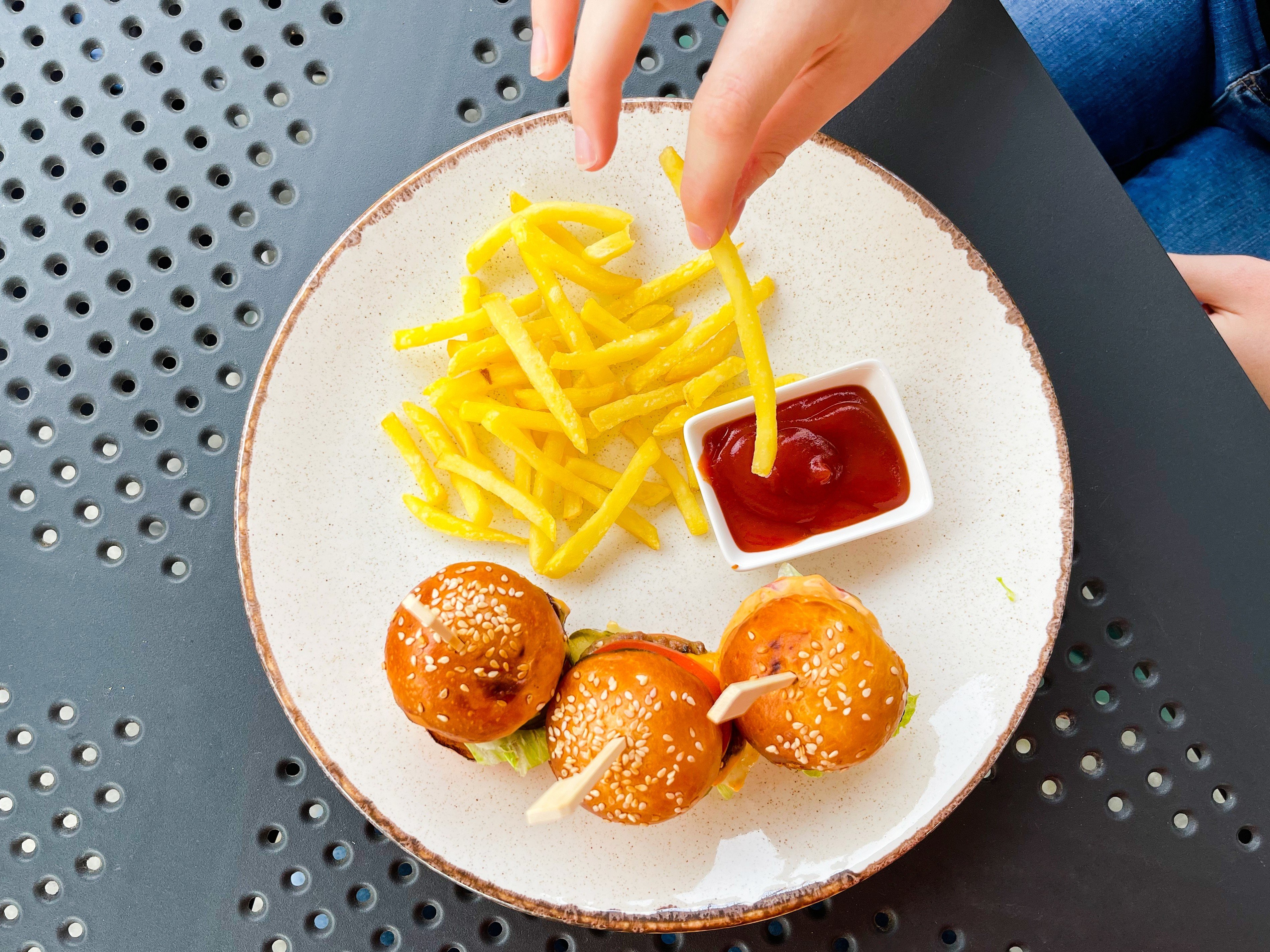 Control The Portion Size And Lower Food Costs In Your Restaurant