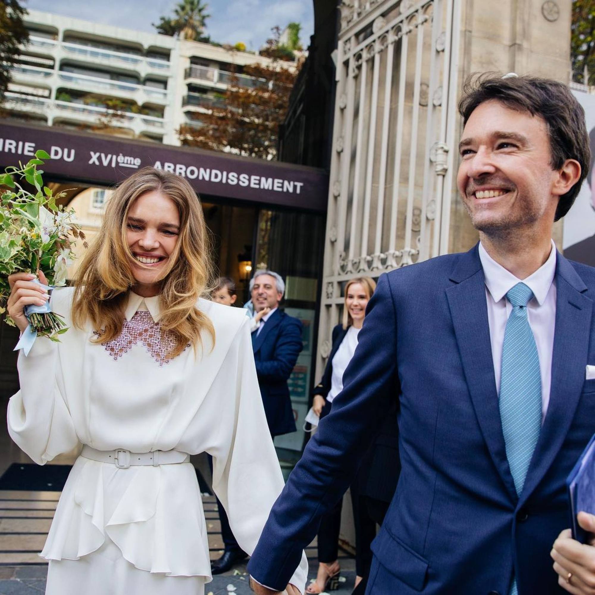 Paris, France on September 21, 2021. Bernard Arnault, CEO of LVMH, his  daughter Delphine Arnault, his son Antoine Arnault and his daughter-in-law  Natalia Vodianova during the opening of the exhibition of 'The