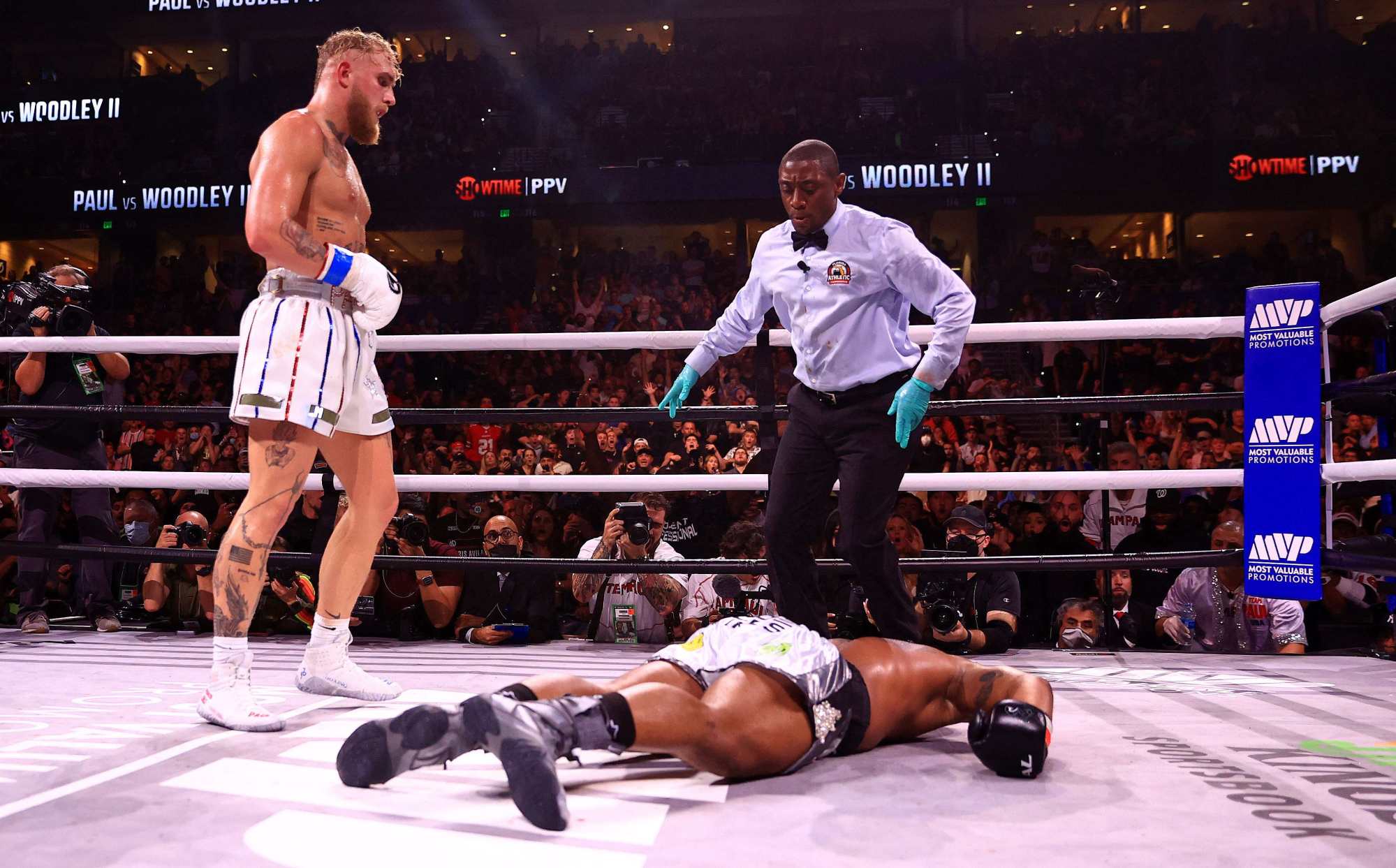 Jake Paul knocked out UFC star Tyron Woddley in Tampa. Photo: AFP