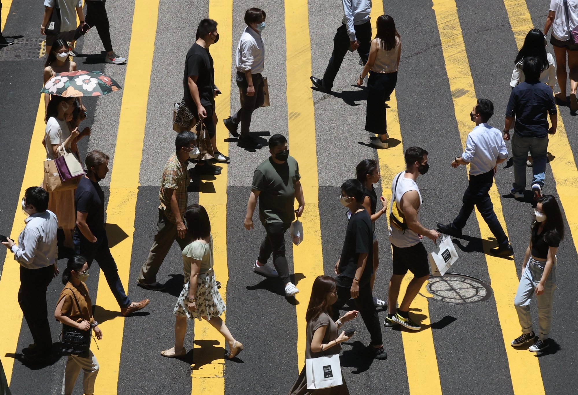 Hong Kong’s economic performance in the second quarter of 2022 means it is likely to achieve the expected annual growth forecast set by the government. Photo: Jonathan Wong