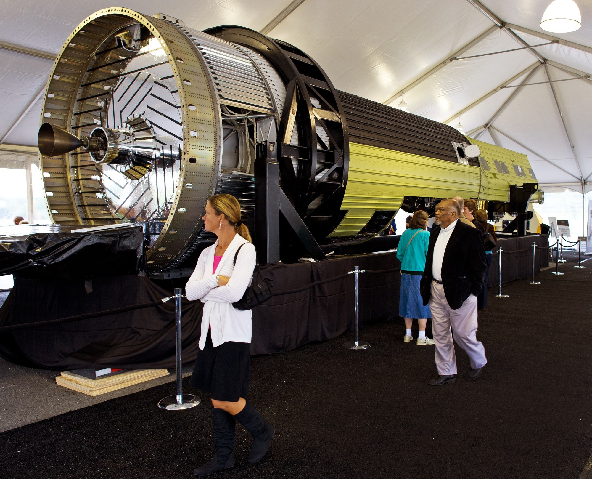 The Hexagon declassified reconnaissance satellite on display at the Smithsonian’s Udvar-Hazy Air & Space Museum on September 17, 2011. Photo: AFP