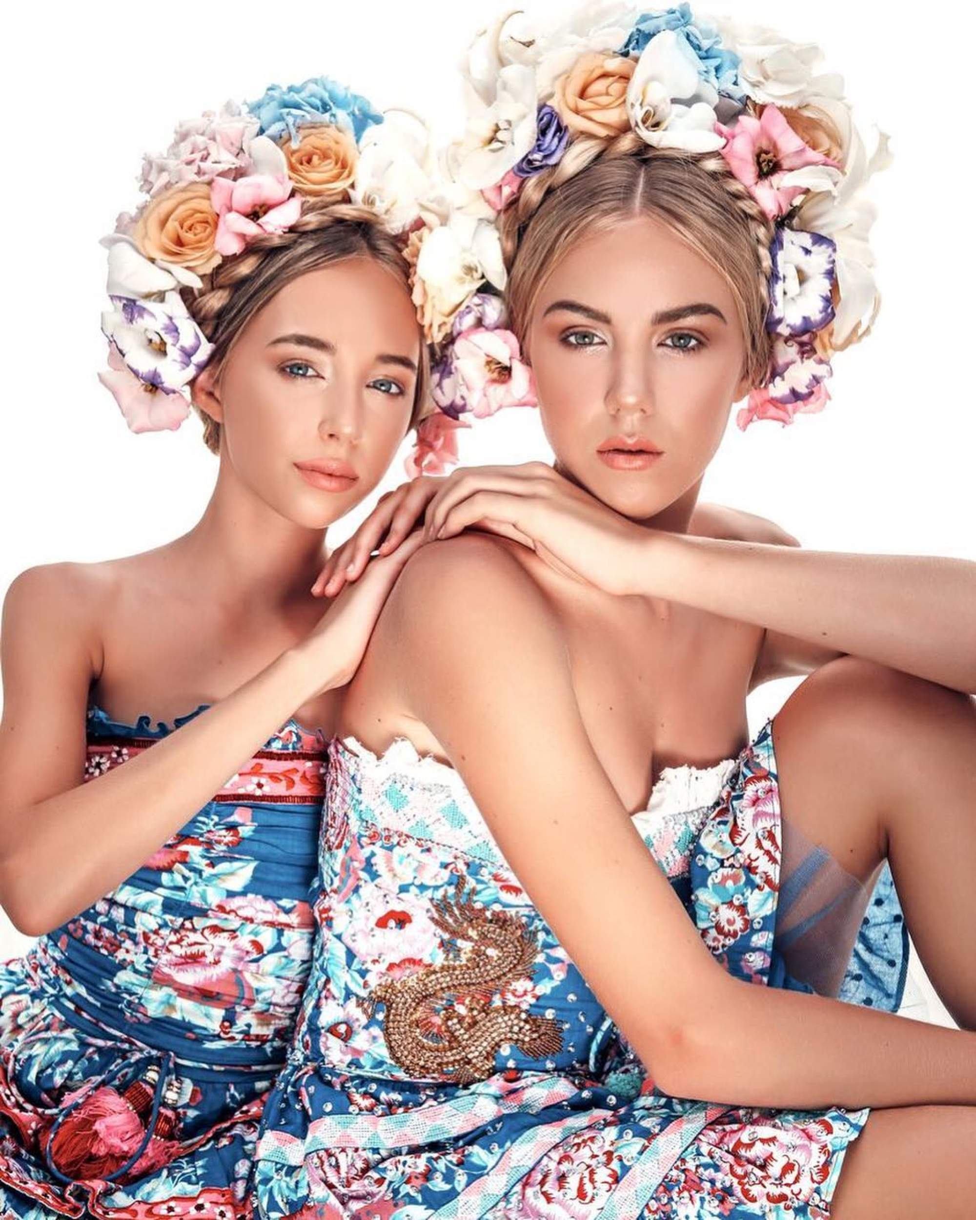 Princess Maria Carolina and Princess Maria Chiara of Bourbon are fashion models in the making. Photo: @chiaradebourbon/Instagram