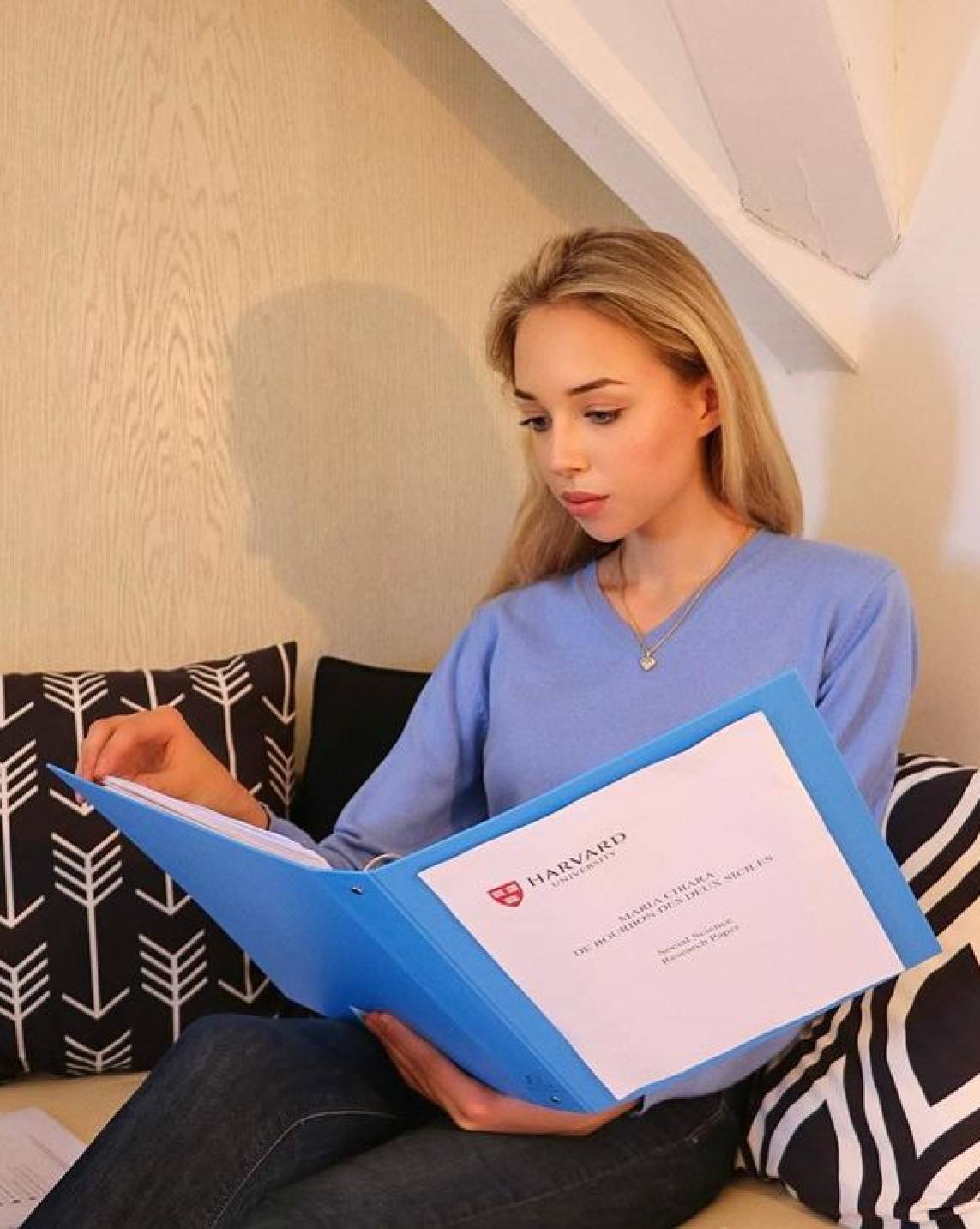 Princess Maria Chiara of Bourbon graduated two years ahead of her schooling system. Photo: @chiaradebourbon/Instagram