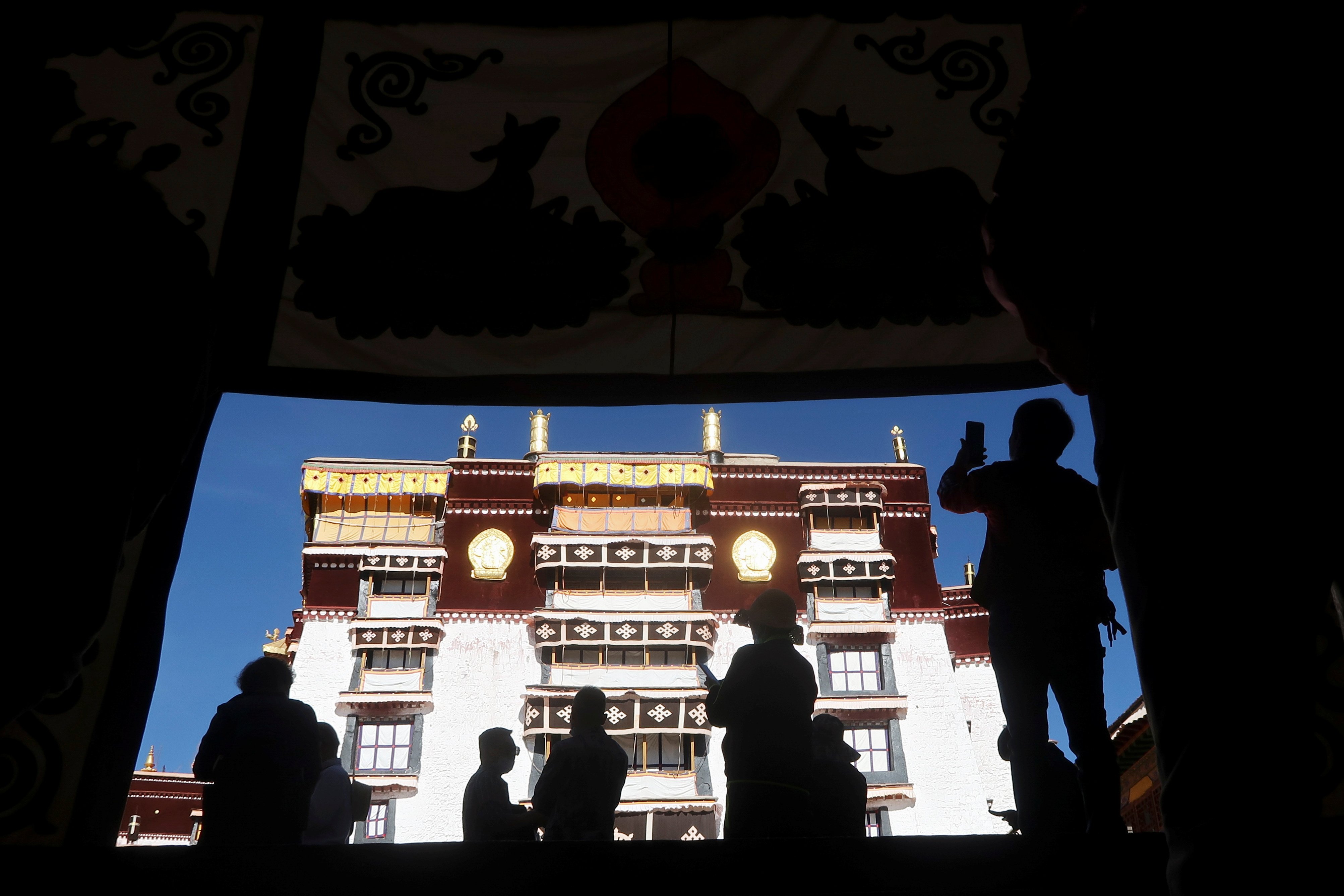 The Potala Palace is among several famous tourist sites in Lhasa indefinitely closed to visitors because of the outbreak.  Photo: Reuters