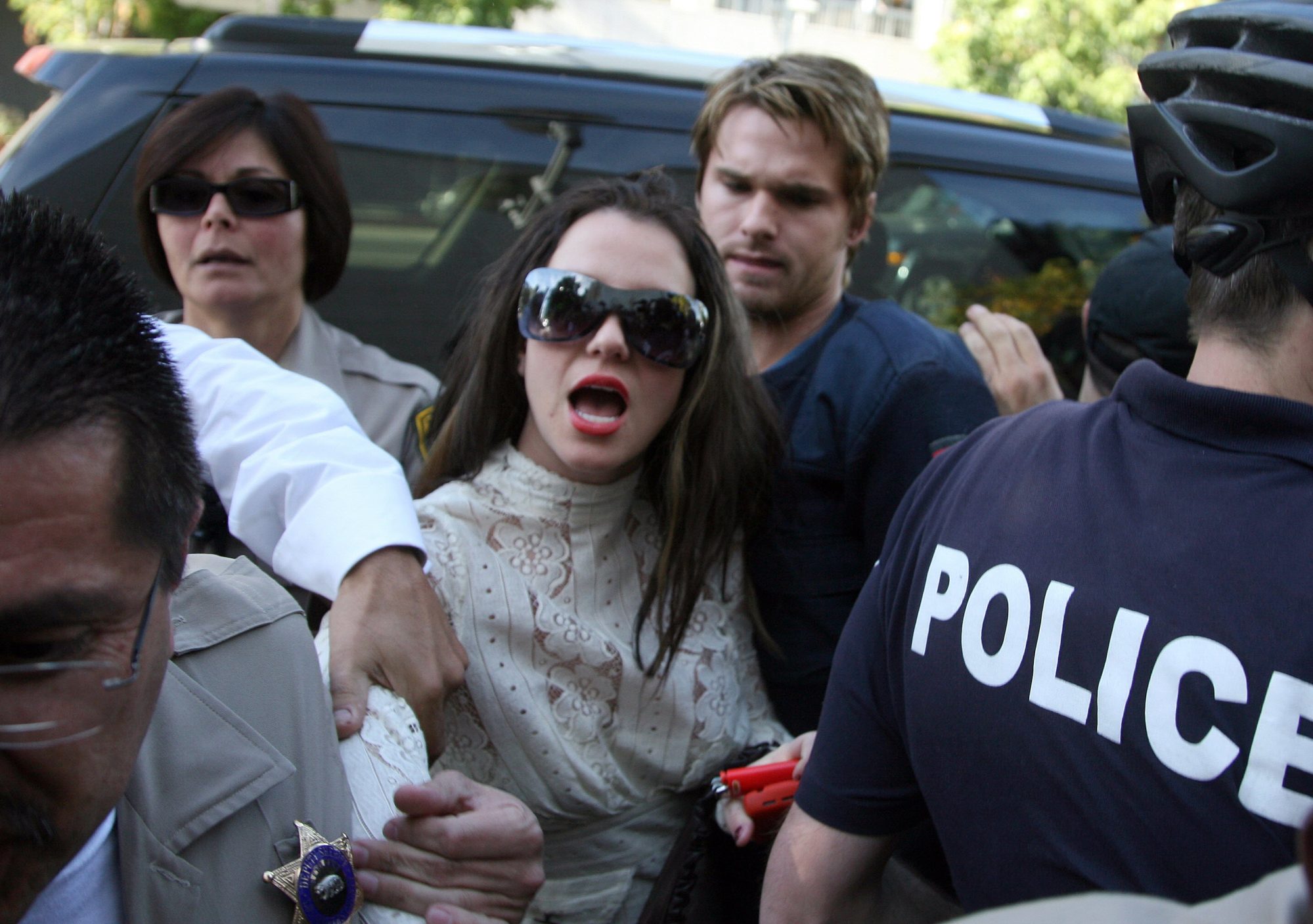 Britney Spears arrives at the Los Angeles County Superior courthouse for a hearing regarding visitation rights for her two sons in 2008. Photo: AFP