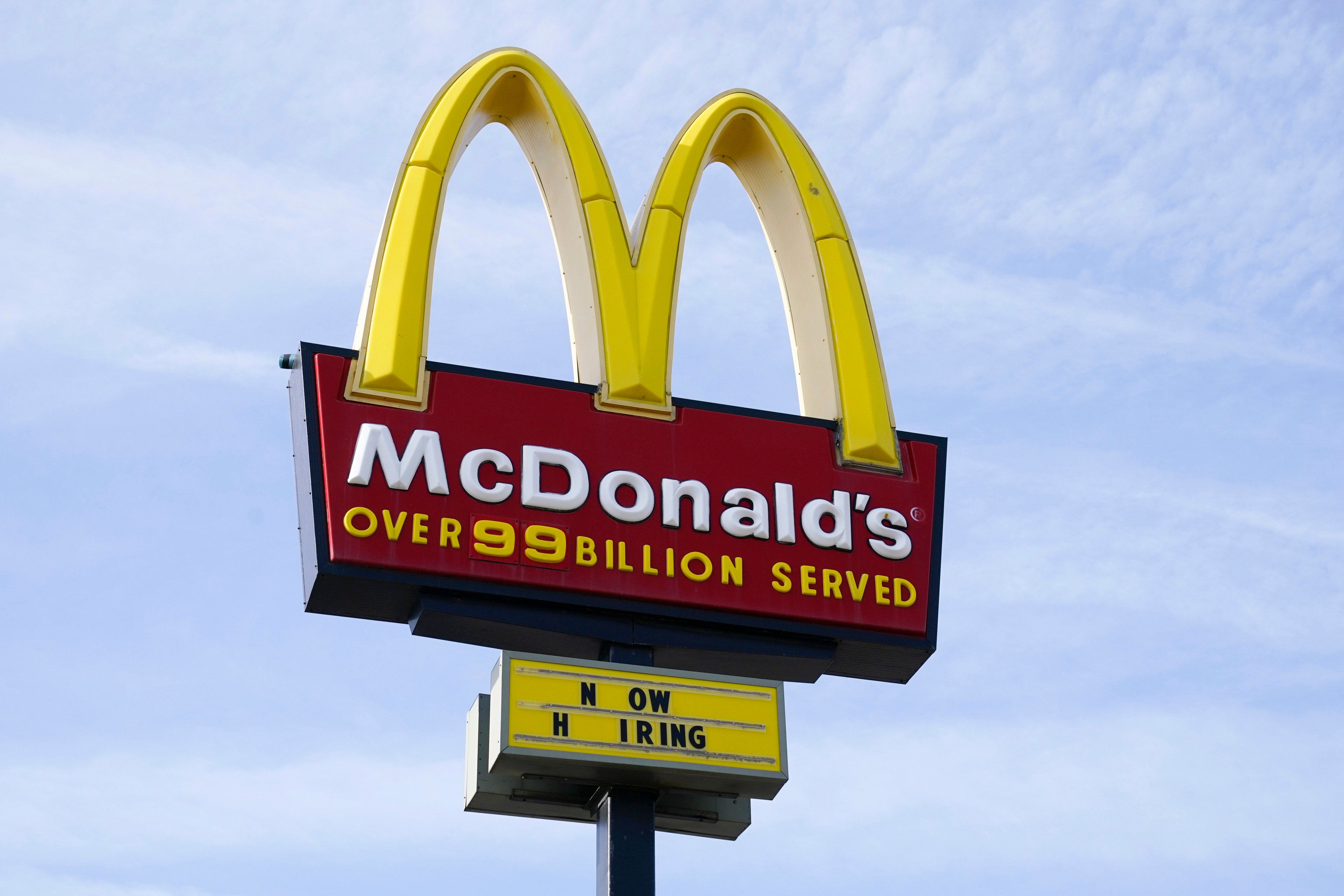 McDonald’s has announced that the company will start reopening in Ukraine in the coming months. Photo: AP 