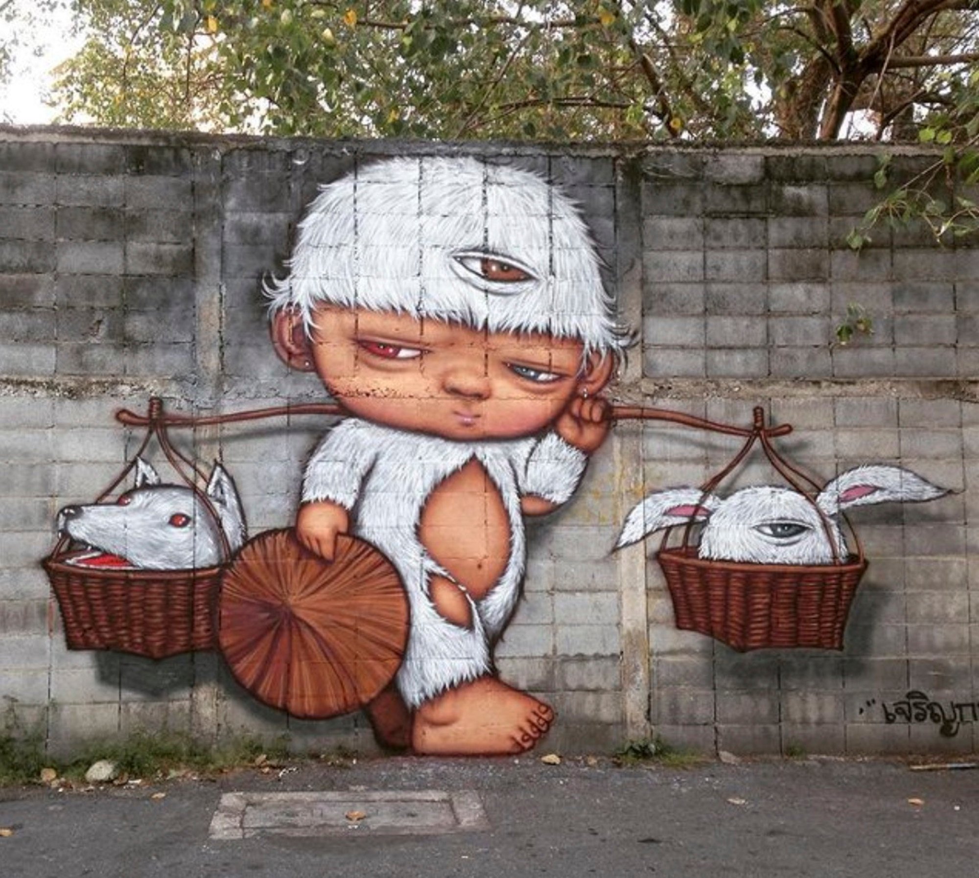 An Alex Face Bukrak mural near Charoenkrung Soi 32. Photo: Instagram/@alexfacebkk