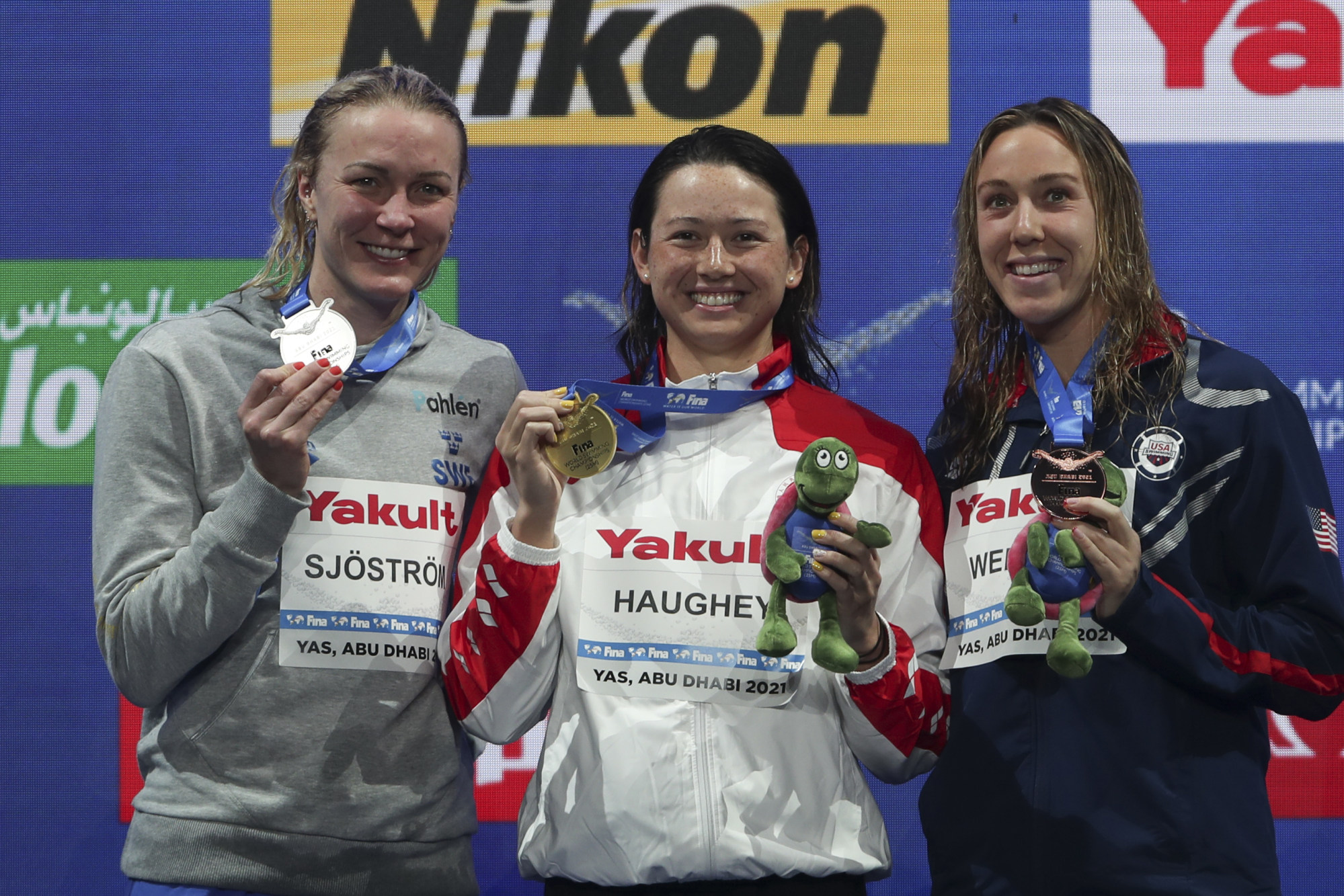Siobhan Haughey at the medal ceremony for the 100 metre free in Abu Dhabi. Photo: AP