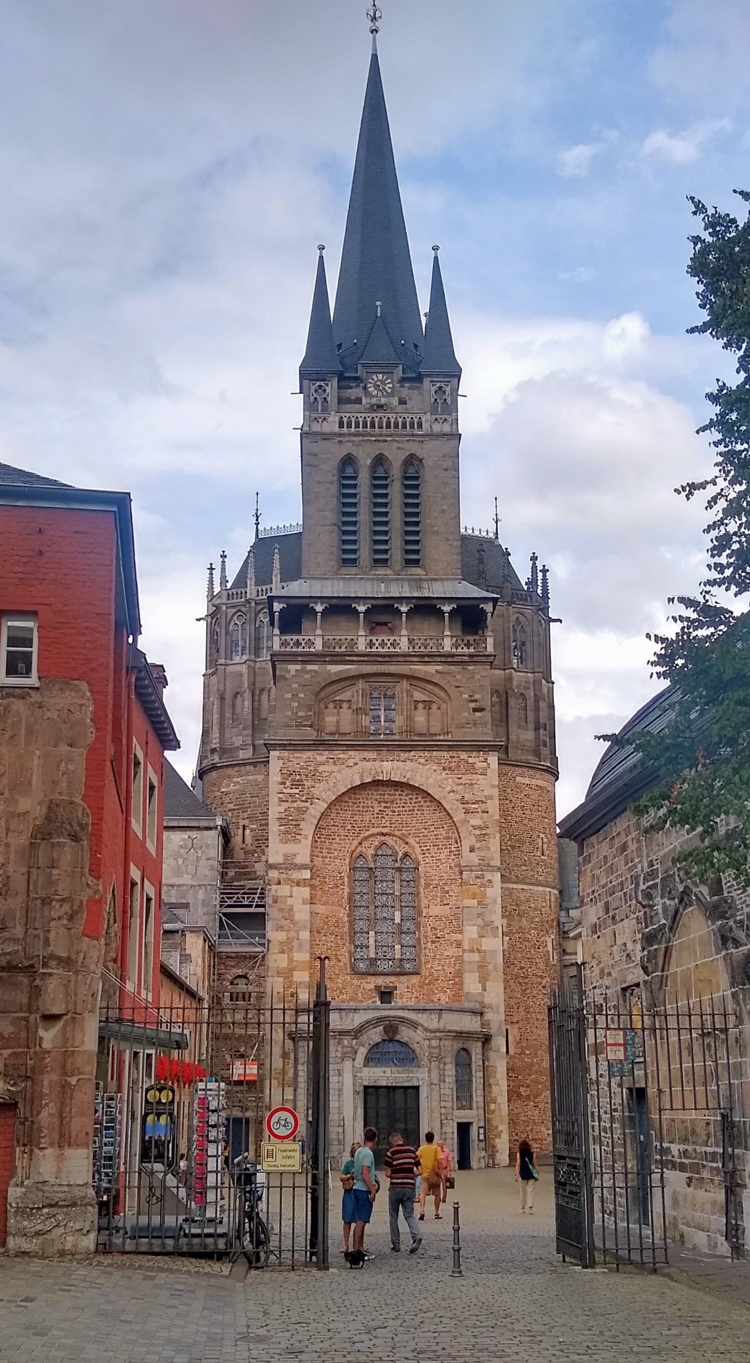 The 8th-century cathedral in Aachen is the resting place of Emperor Charlemagne. Photo: Tim Pile