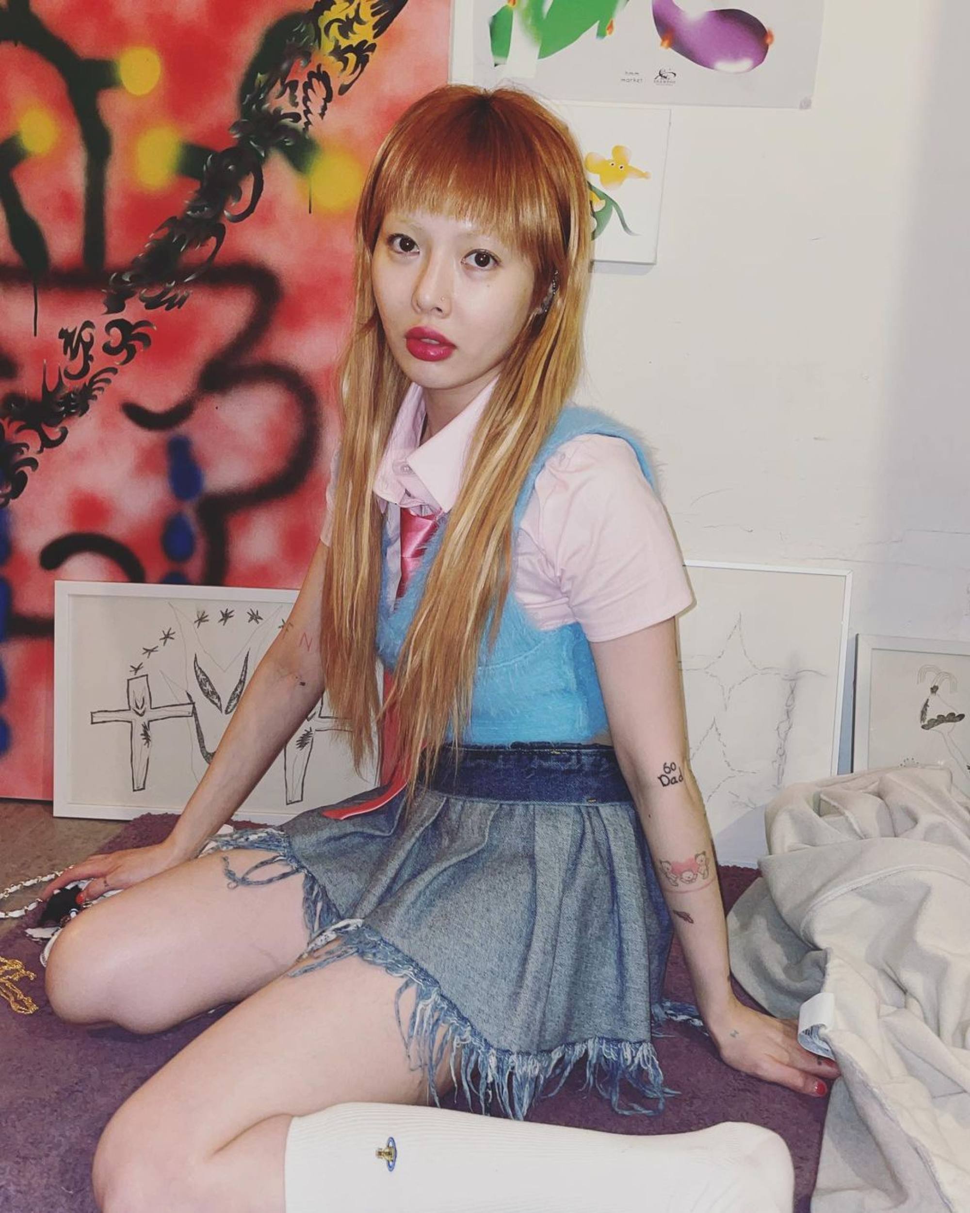 Hyuna has faced setbacks from her health condition, but he doesn’t let it get in the way of her career. Photo: @hyunah_aa/Instagram