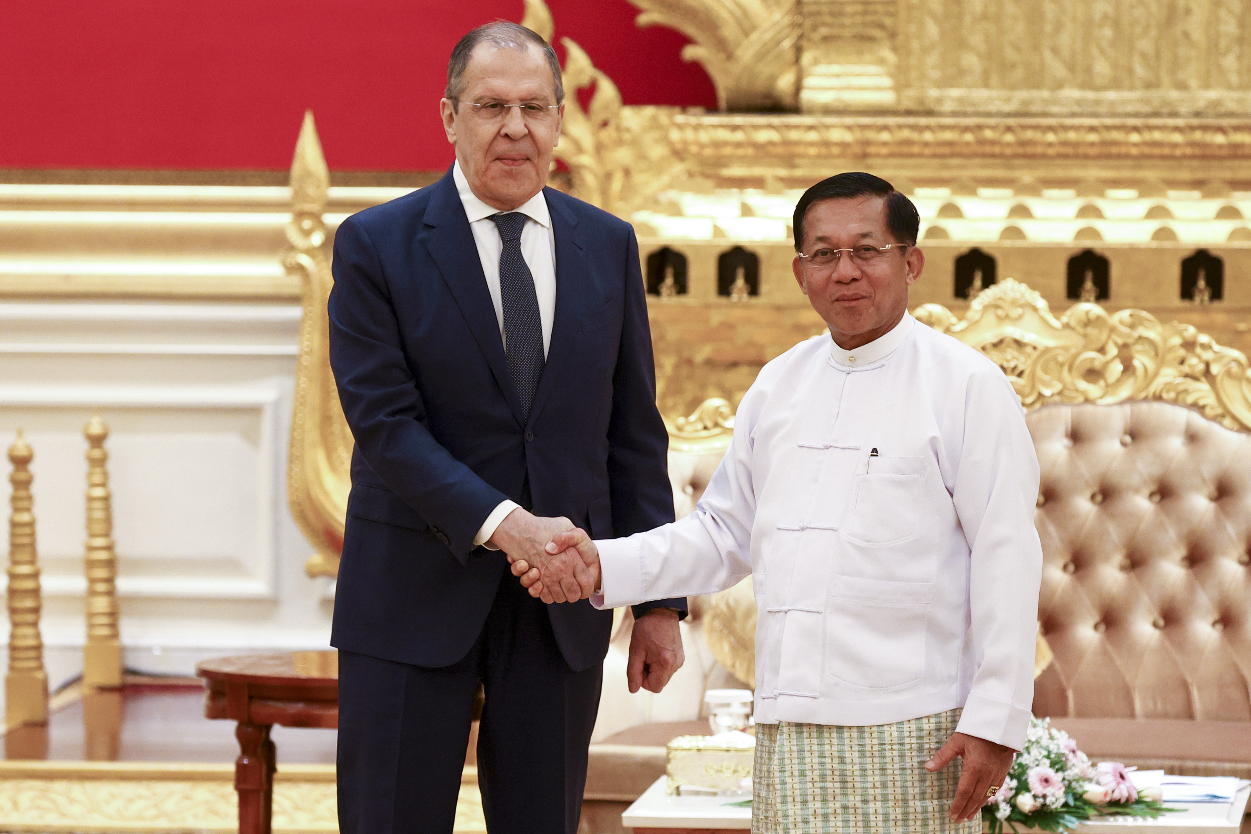 Russian Foreign Minister Sergey Lavrov (left) and  Myanmar junta chief Min Aung Hlaing during their meeting in Naypyidaw earlier this month. Photo: Russian Foreign Ministry Press Service via AP