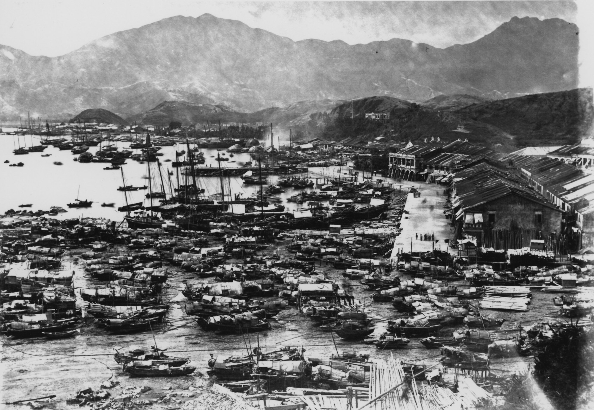 The Hong Kong waterfront near Canton Road, circa 1900. Photo: GIS