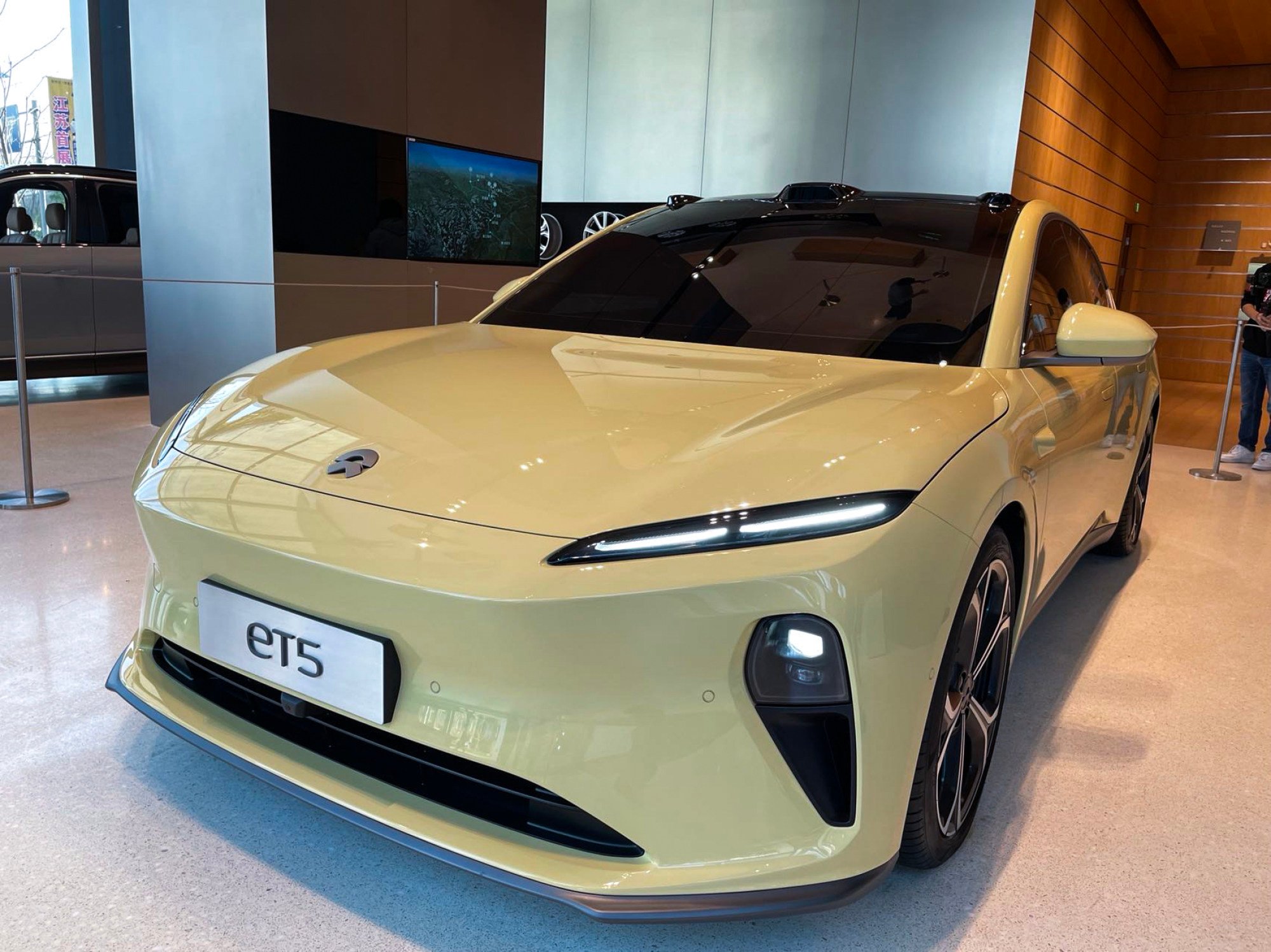 Tesla, NIO, Xpeng face a new rival as Peugeot's Chinese partner Dongfeng  launches all-electric brand Voyah to claim its turf in China's intensifying  EV war