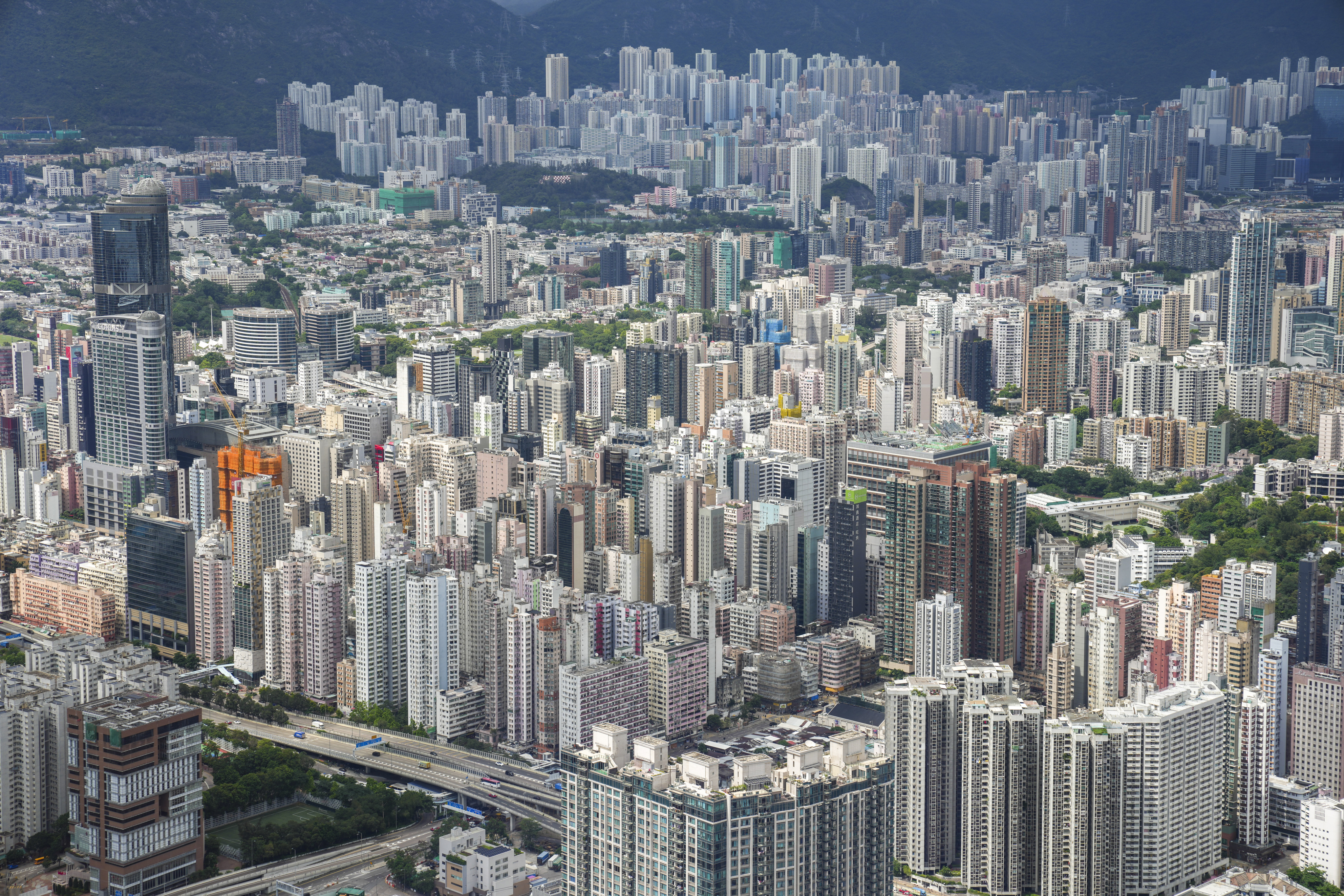 A view of Kowloon from sky100 observation deck on June 29. There is an increasing perception that Hong Kong is stuck in the past and unable to effectively tackle problems such as housing. Photo: Sam Tsang 