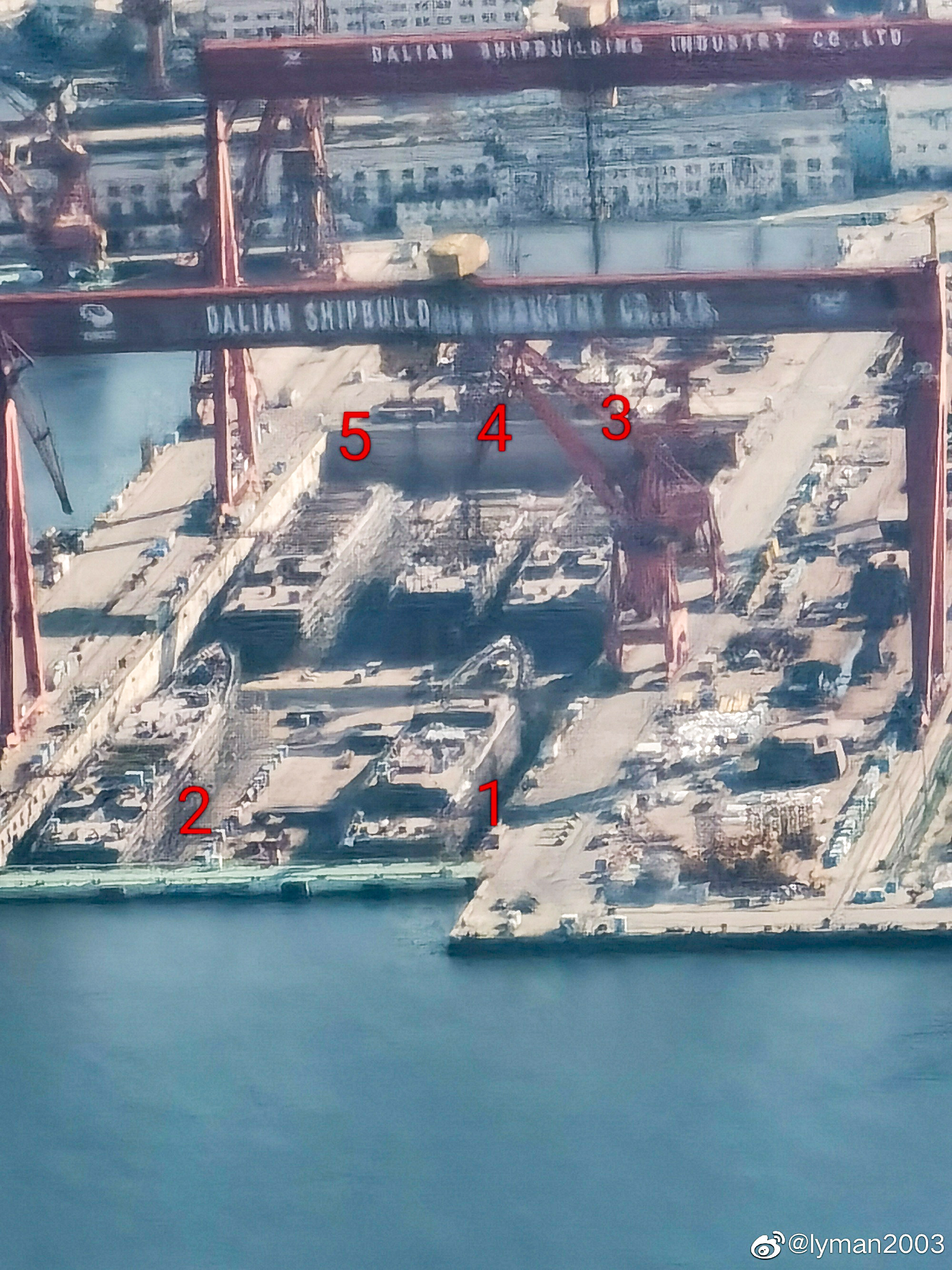 Pictures circulating on Weibo appear to show five Type 052D destroyers being built in northeast China. Photo: Weibo 