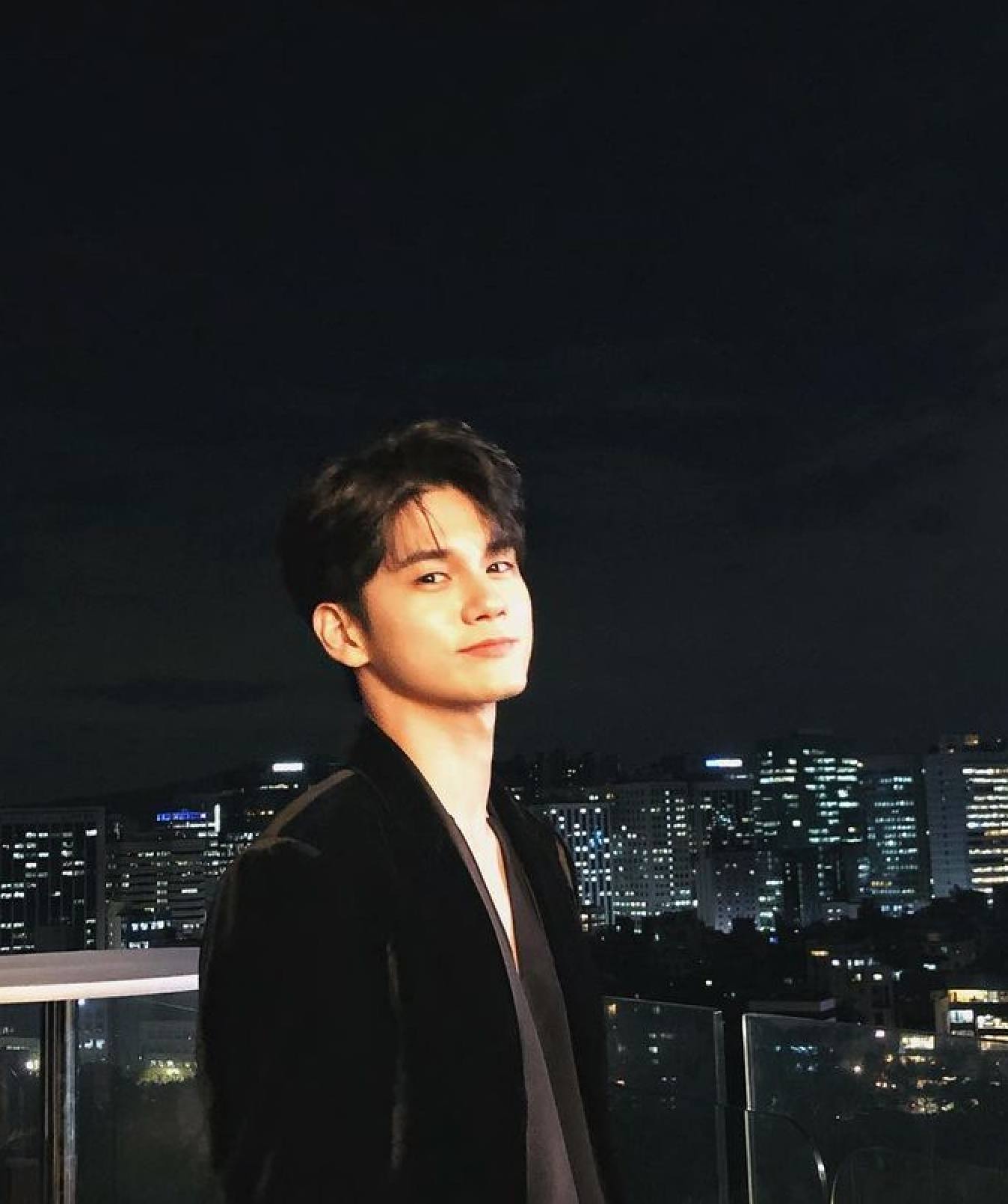 Rather than take on easy roles, Ong Seong-wu says he prefers to play characters far away from his real persona. Photo: @osw_onge/Instagram