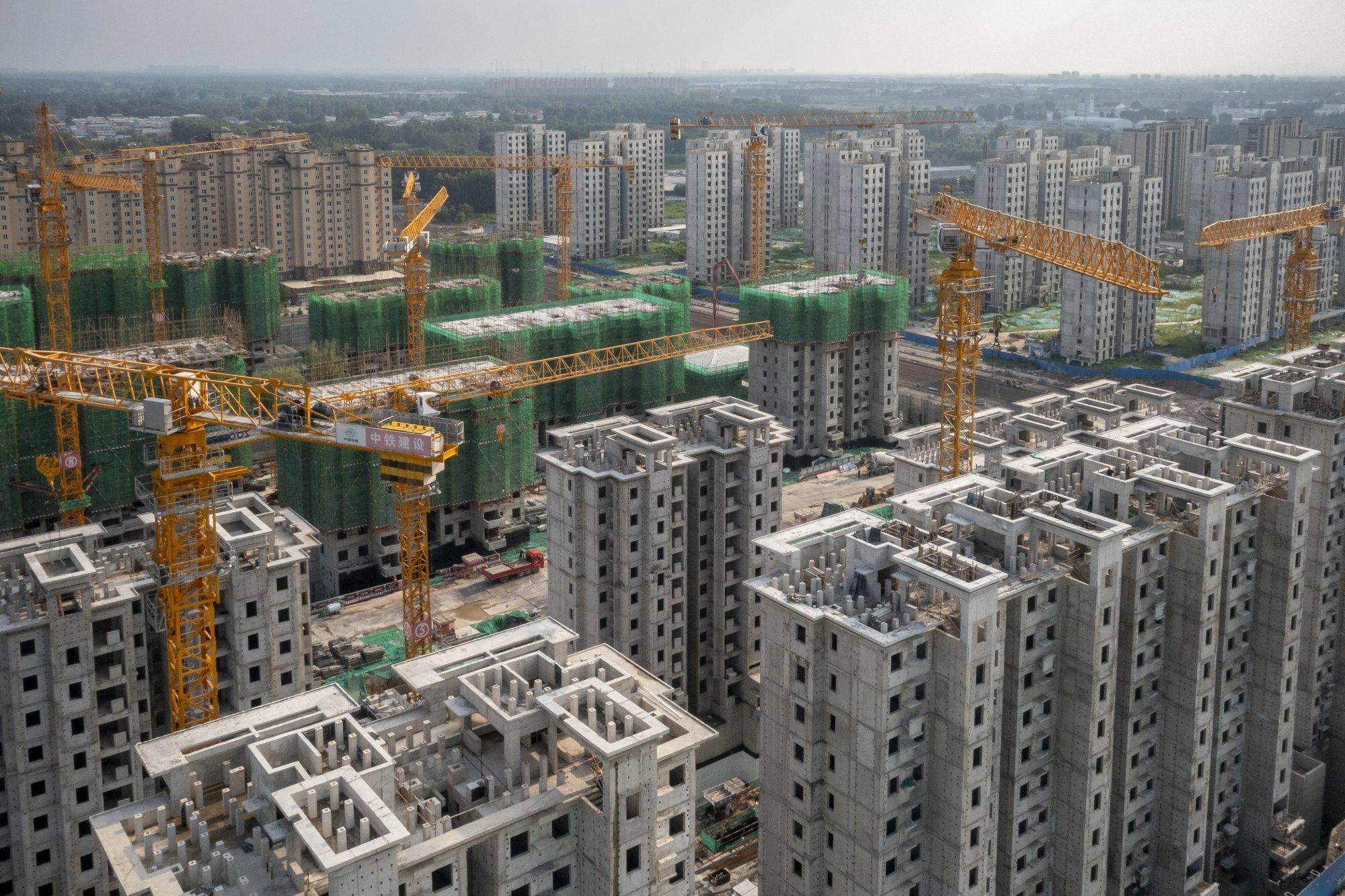 Turmoil in the property market, a local banking crisis and drought are all weighing on the Chinese economy. Photo: Bloomberg