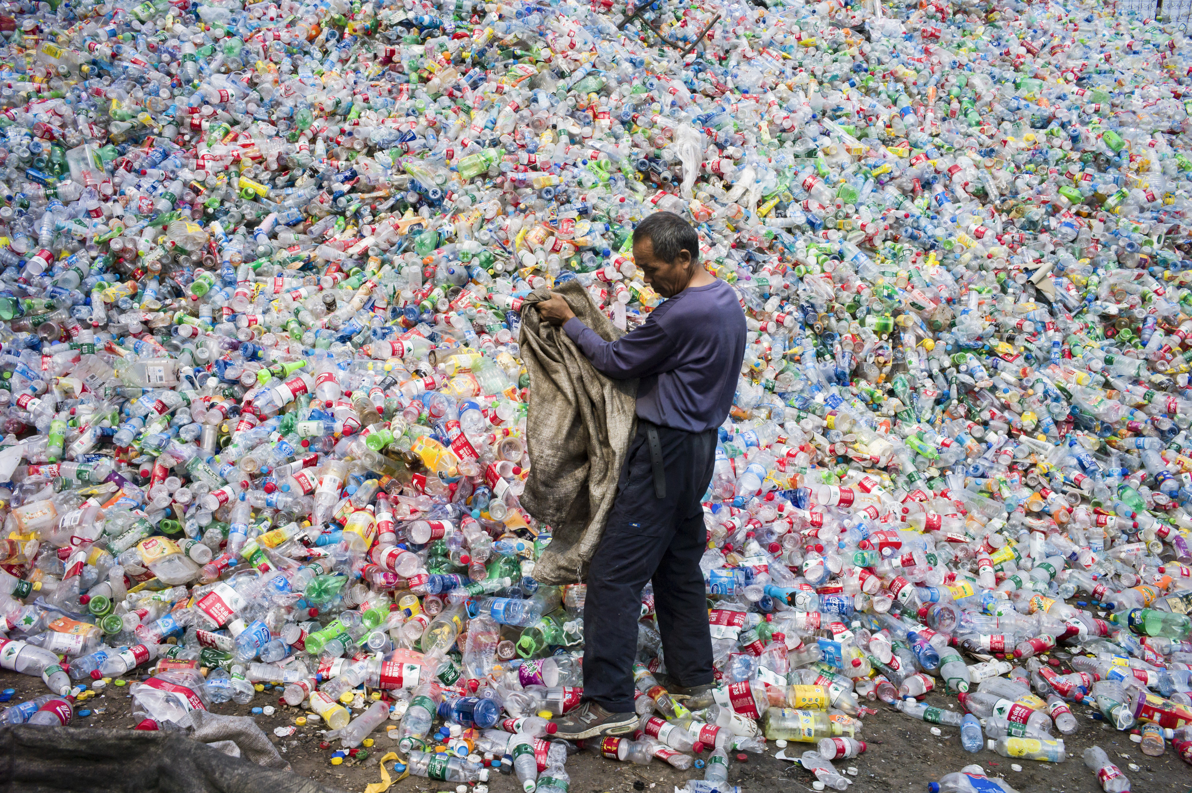 China’s plastic-packaging industry needs to make a massive shift away from its current model, new findings suggest. Photo: AFP