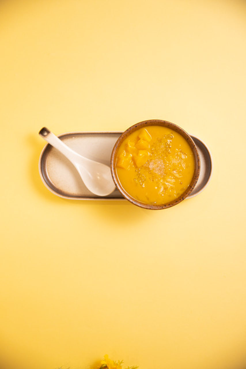 Mango pomelo sago sweet soup from Amai No Dessert. Photo: Amai No Dessert