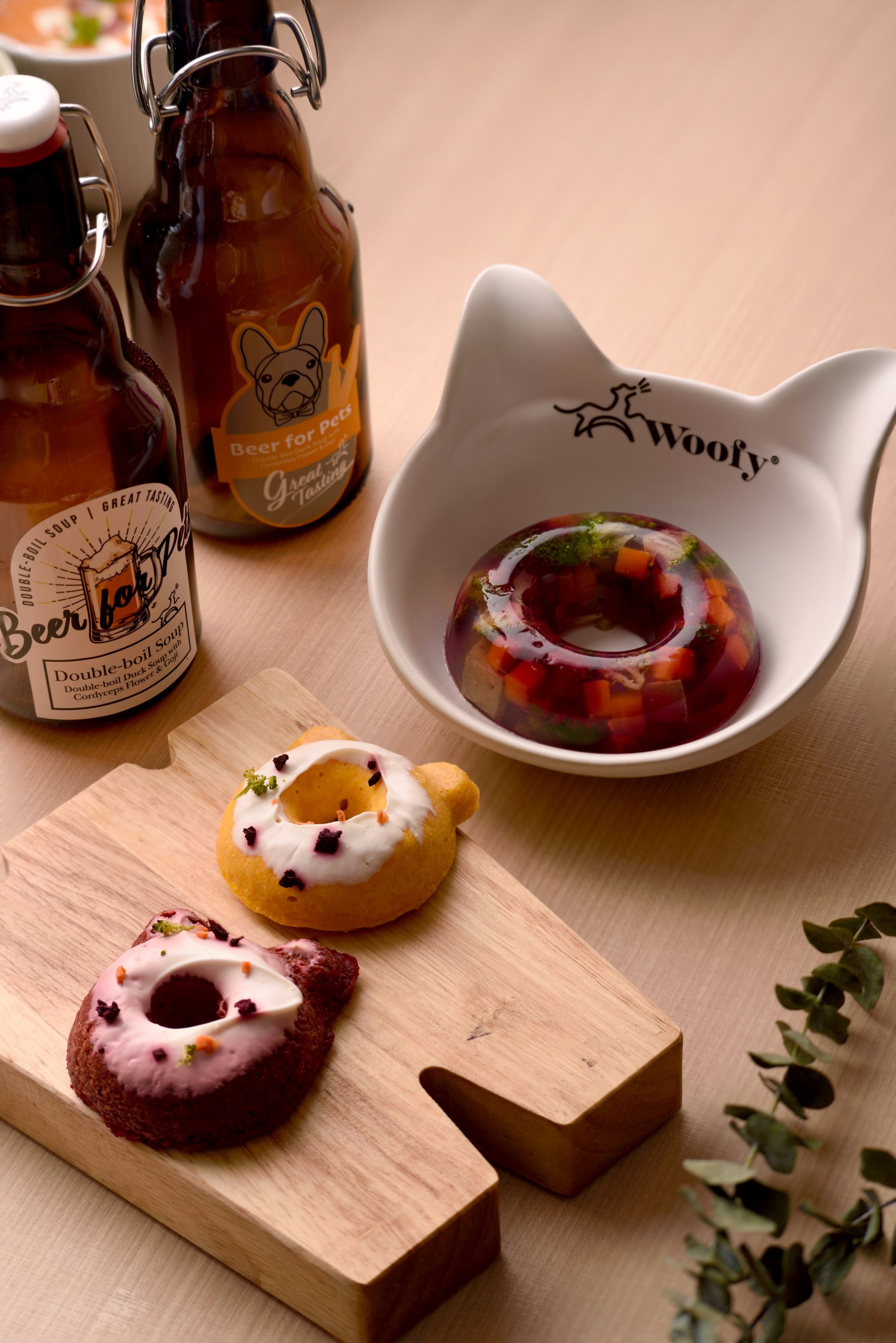 Doggy beer meal at Woofy in Sha Tin. Photo: Woofy