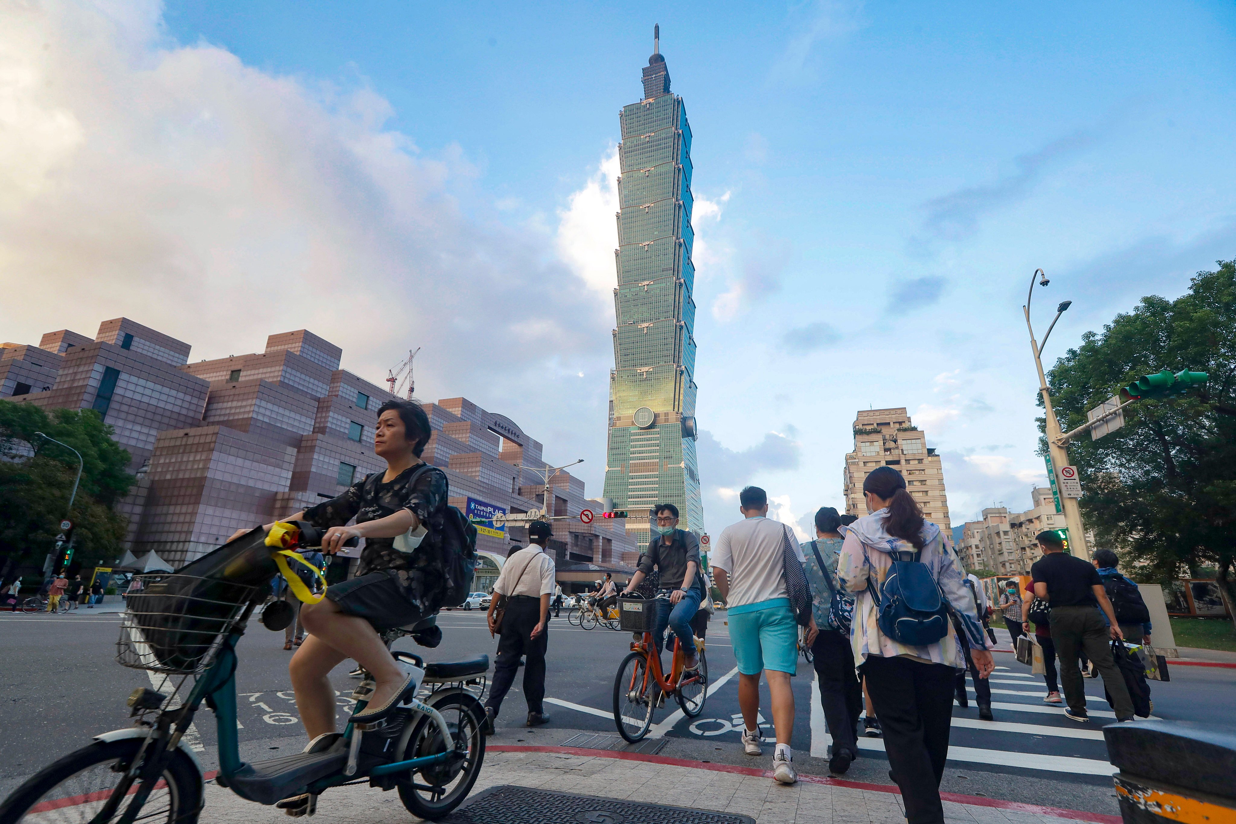 Some say more could be done to make Taiwan expat-friendly, but not all Taiwanese want a big influx of immigrants. Photo: AP