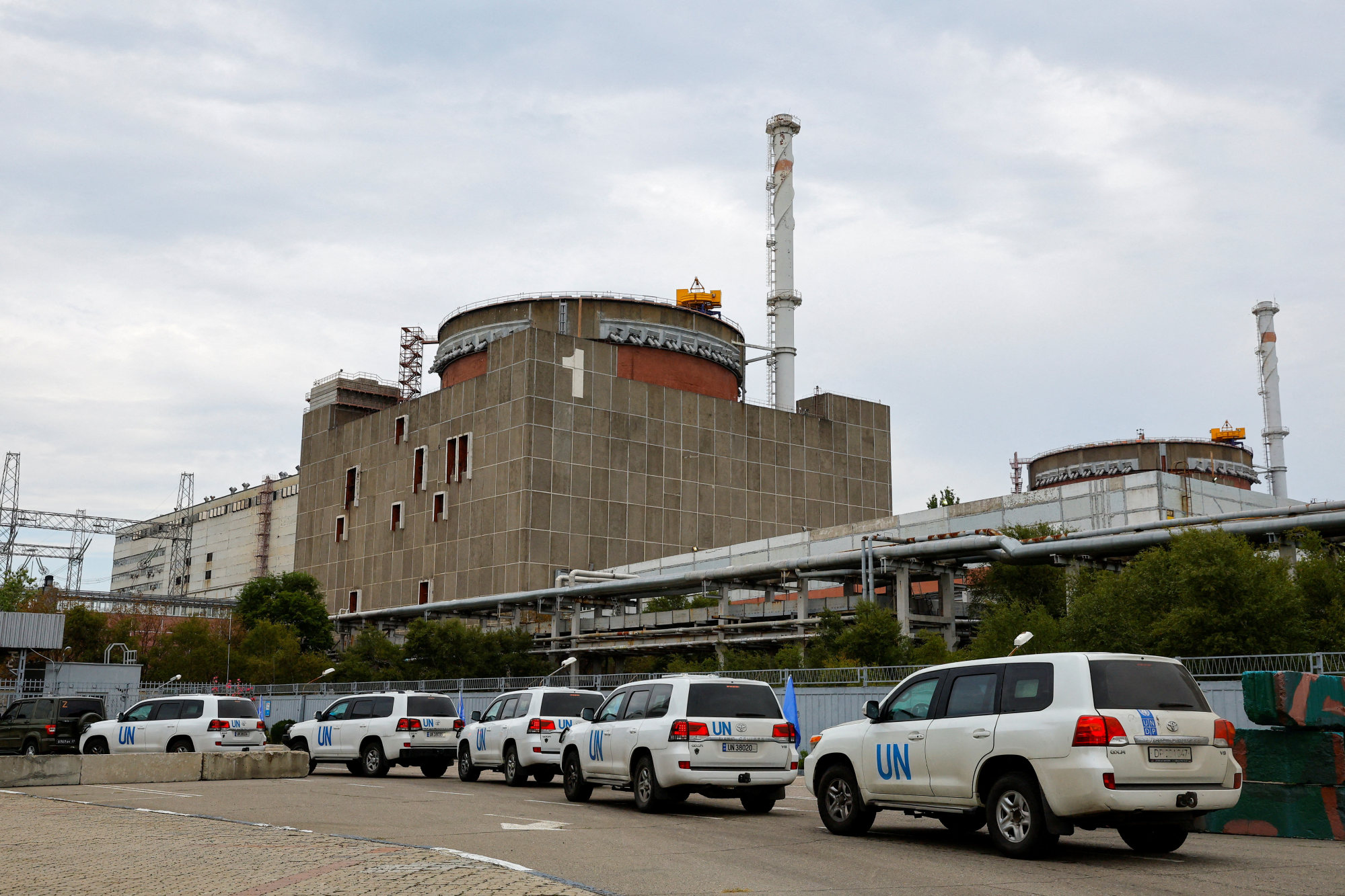 A motorcade or the International Atomic Energy Agency expert mission at the Zaporizhzhia nuclear plant in southern Ukraine. Photo: Reuters
