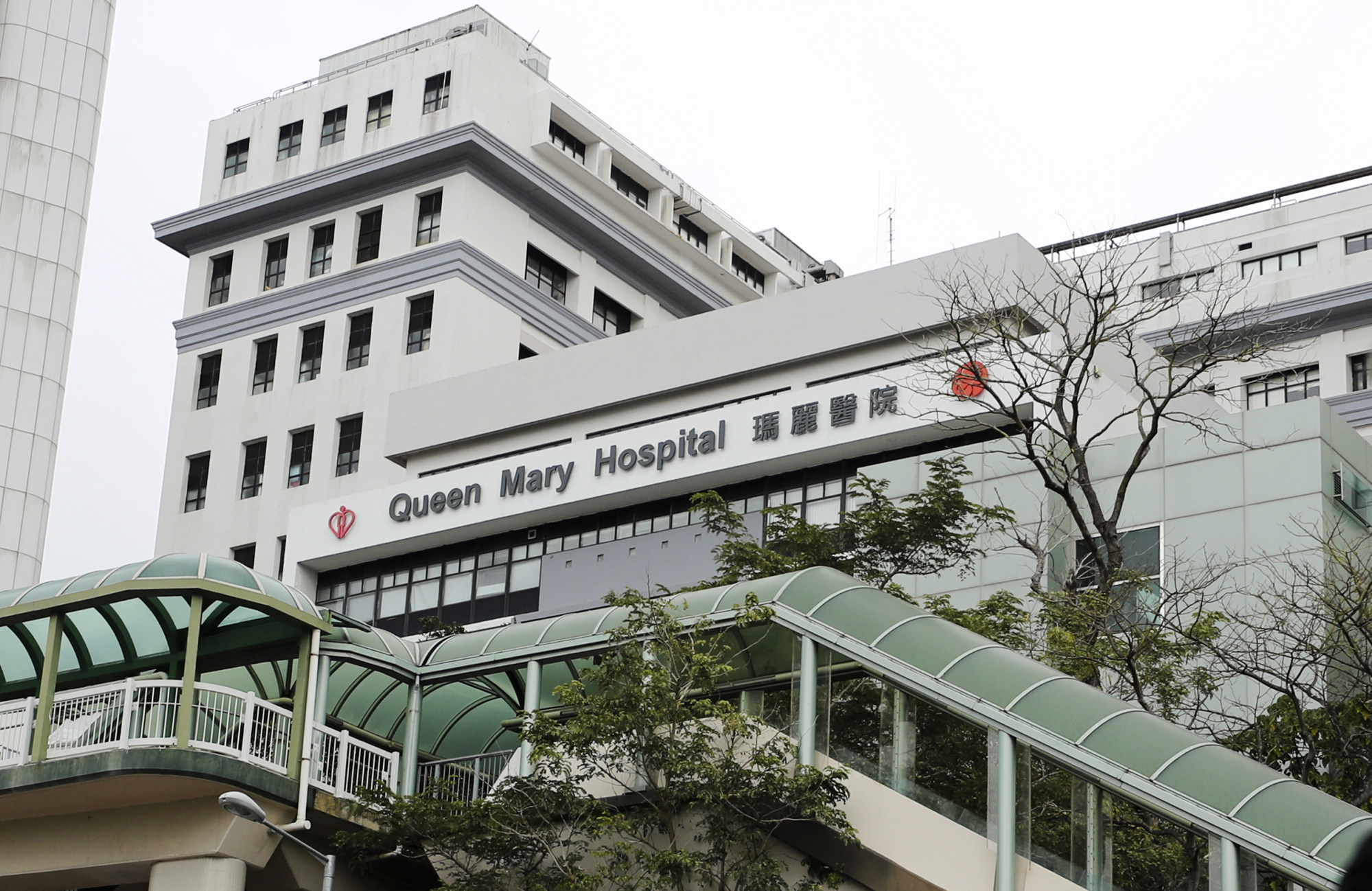 The patient is being treated at Queen Mary Hospital in Pok Fu Lam. Photo: Winson Wong