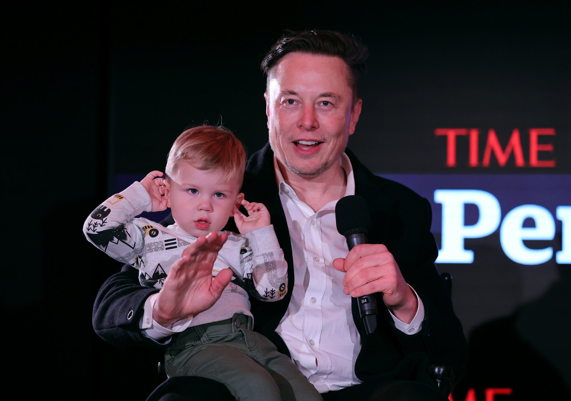 Inside Elon Musk's relationship with his 'protégé' son, X Æ A-12: the Tesla  billionaire is a father to nine kids but has a special bond with his  mini-me, rocket-loving toddler, according to