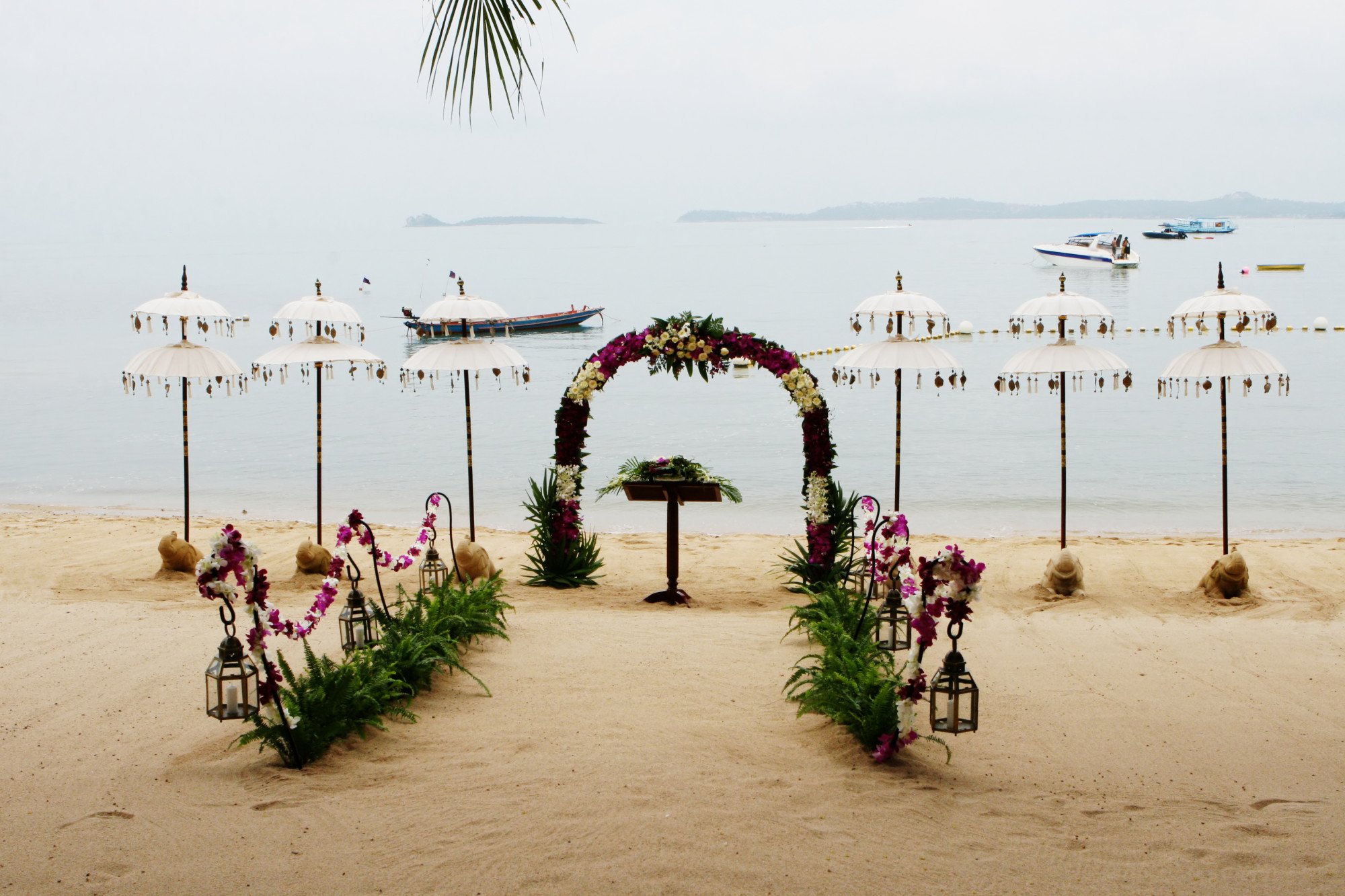 A beach decorated for a wedding in Thailand. Photo: Shutterstock