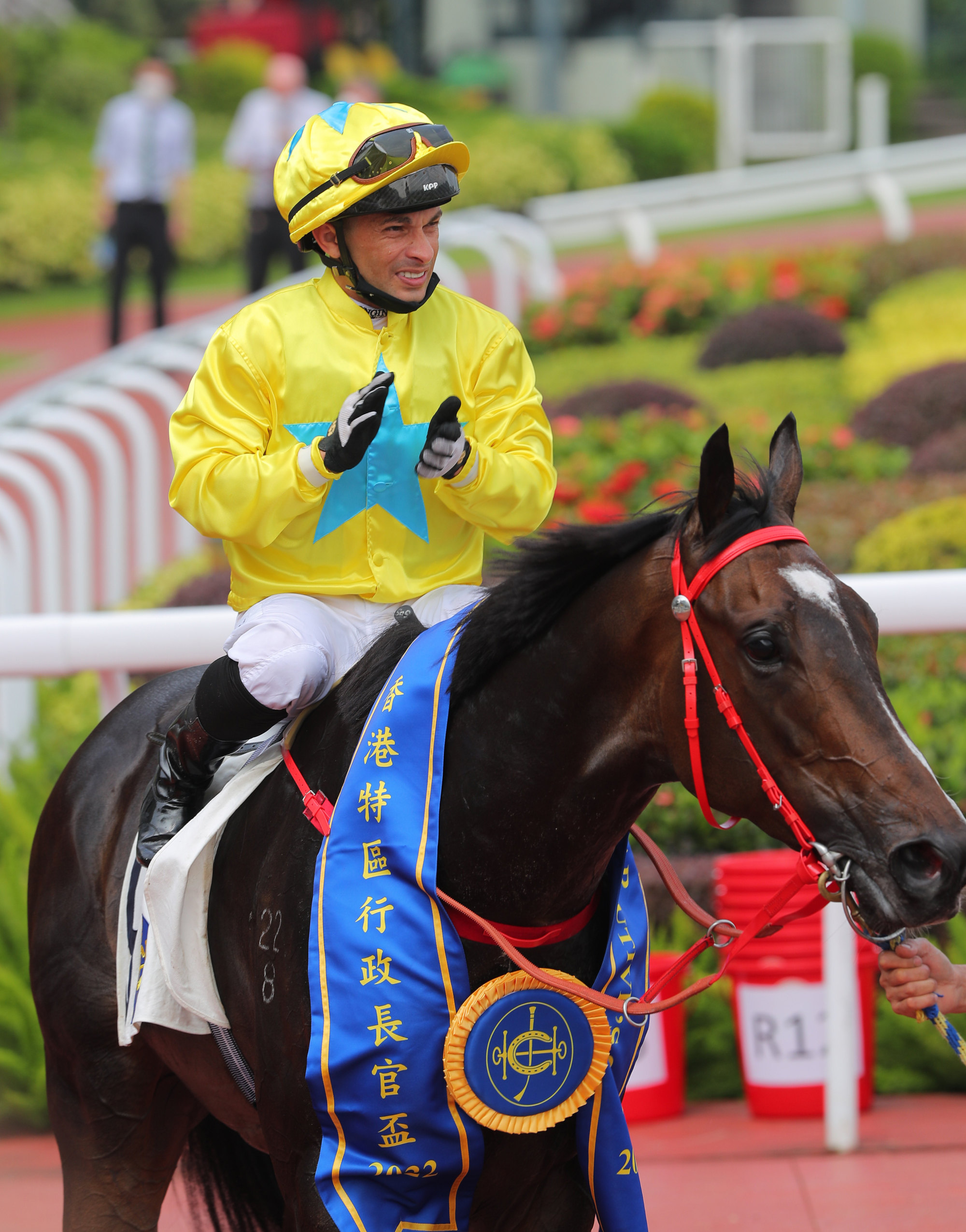 Silvestre de Sousa and Lucky Sweynesse enjoy victory.