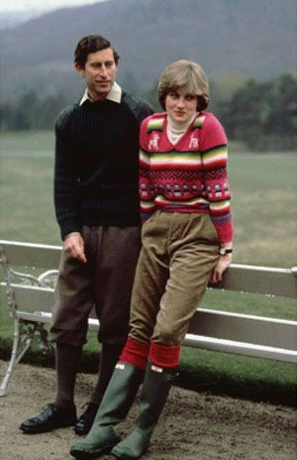 Charles and Diana. Photo: @sheknows / Pinterest