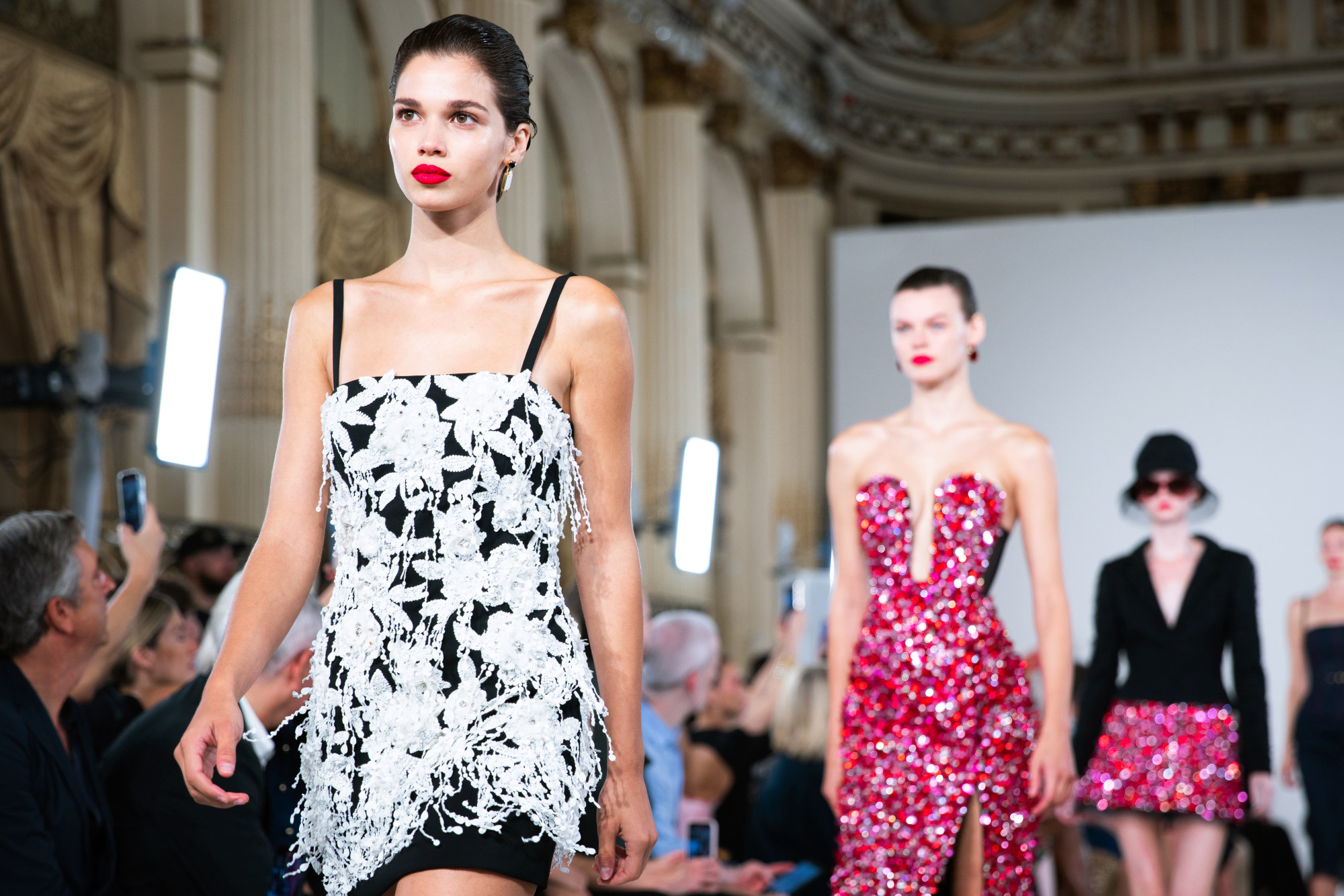 New York Fashion Week: Carolina Herrera creates a ‘Secret Garden’ for ...