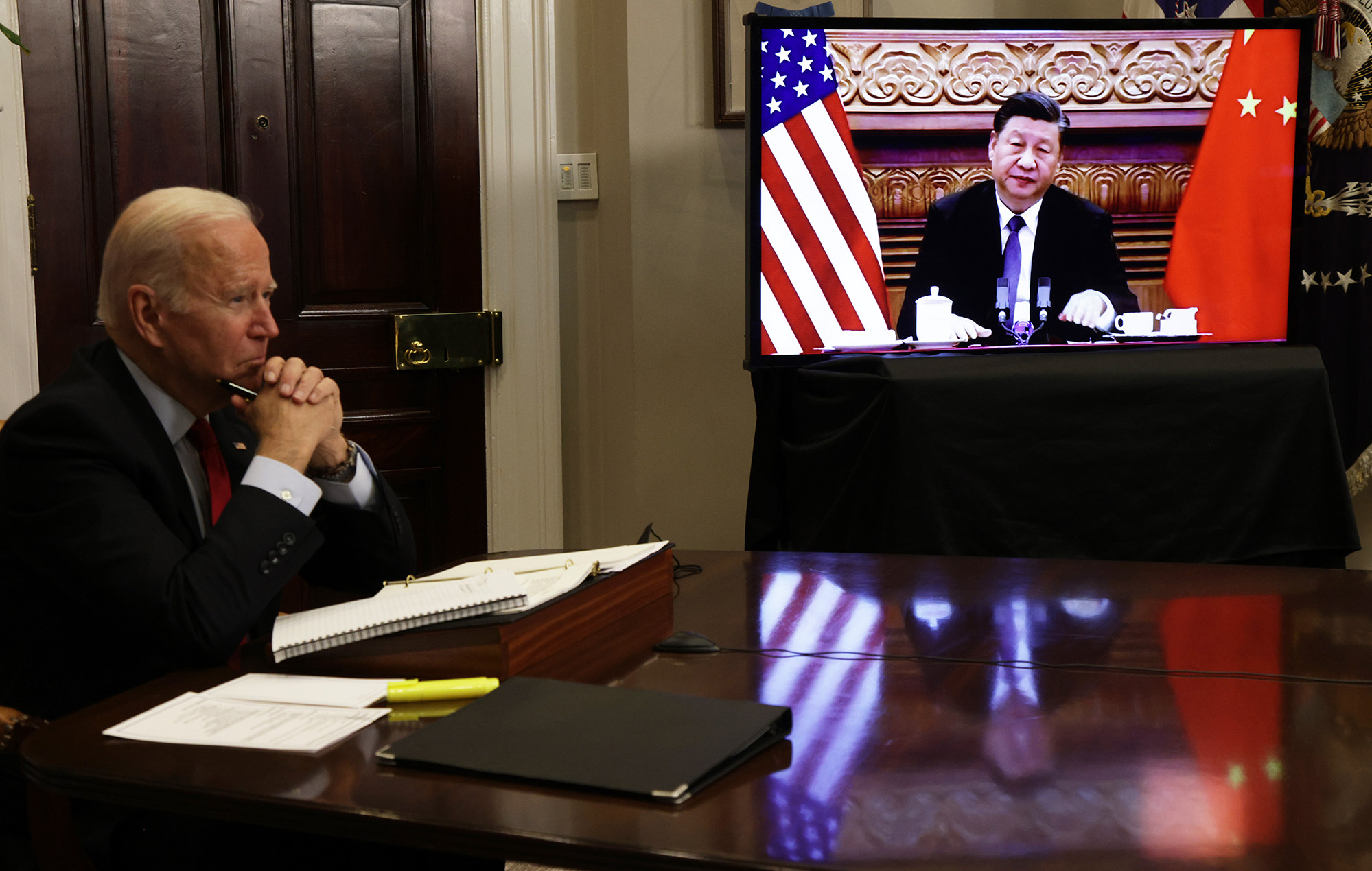 US President Joe Biden meets virtually with Chinese President Xi Jinping in the White House, Washington, on November 15, 2021. Photo: TNS
