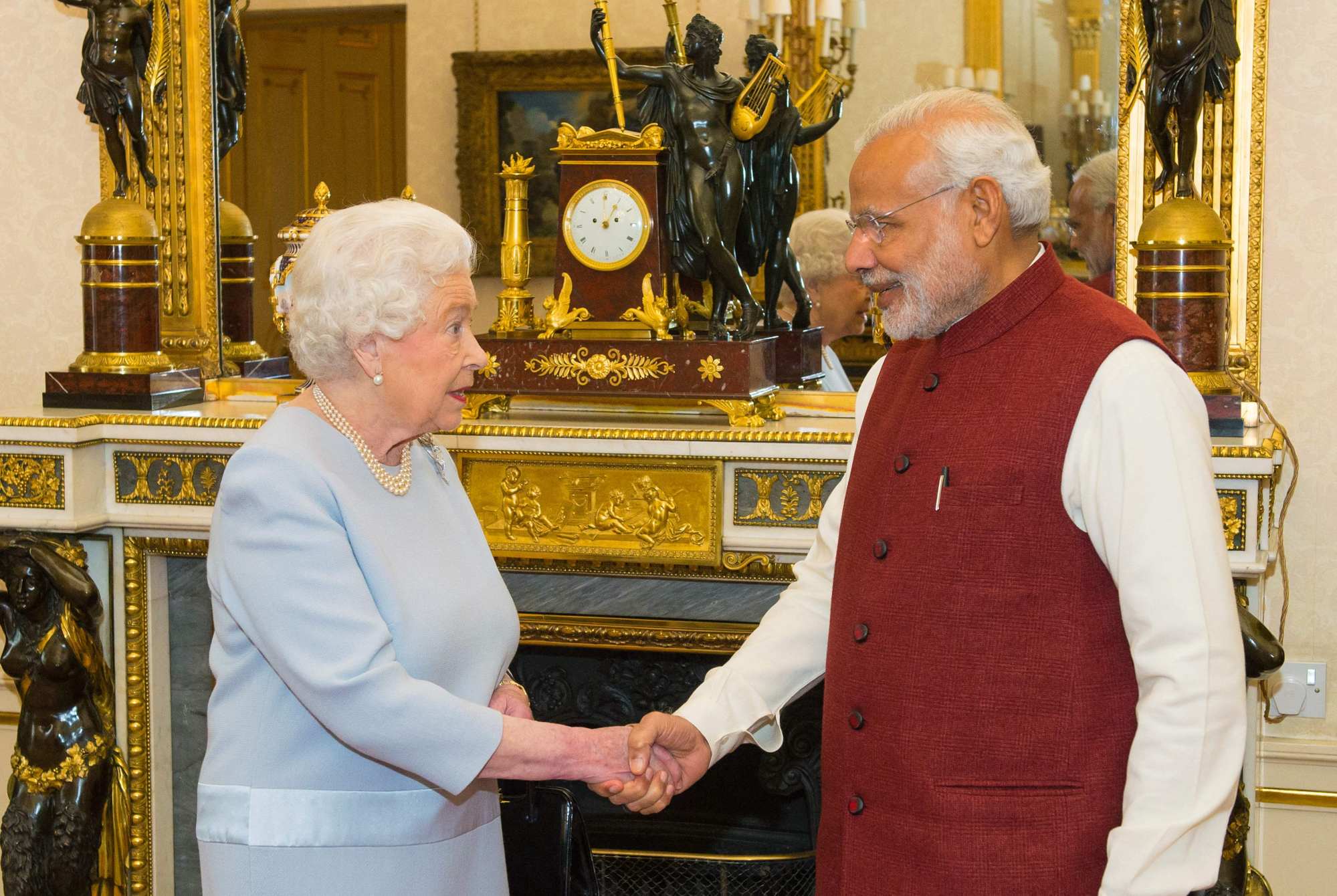 Britain’s Queen Elizabeth and India’s Prime Minister Narendra Modi in London in 2015. He is not attending her funeral. Photo: AFP