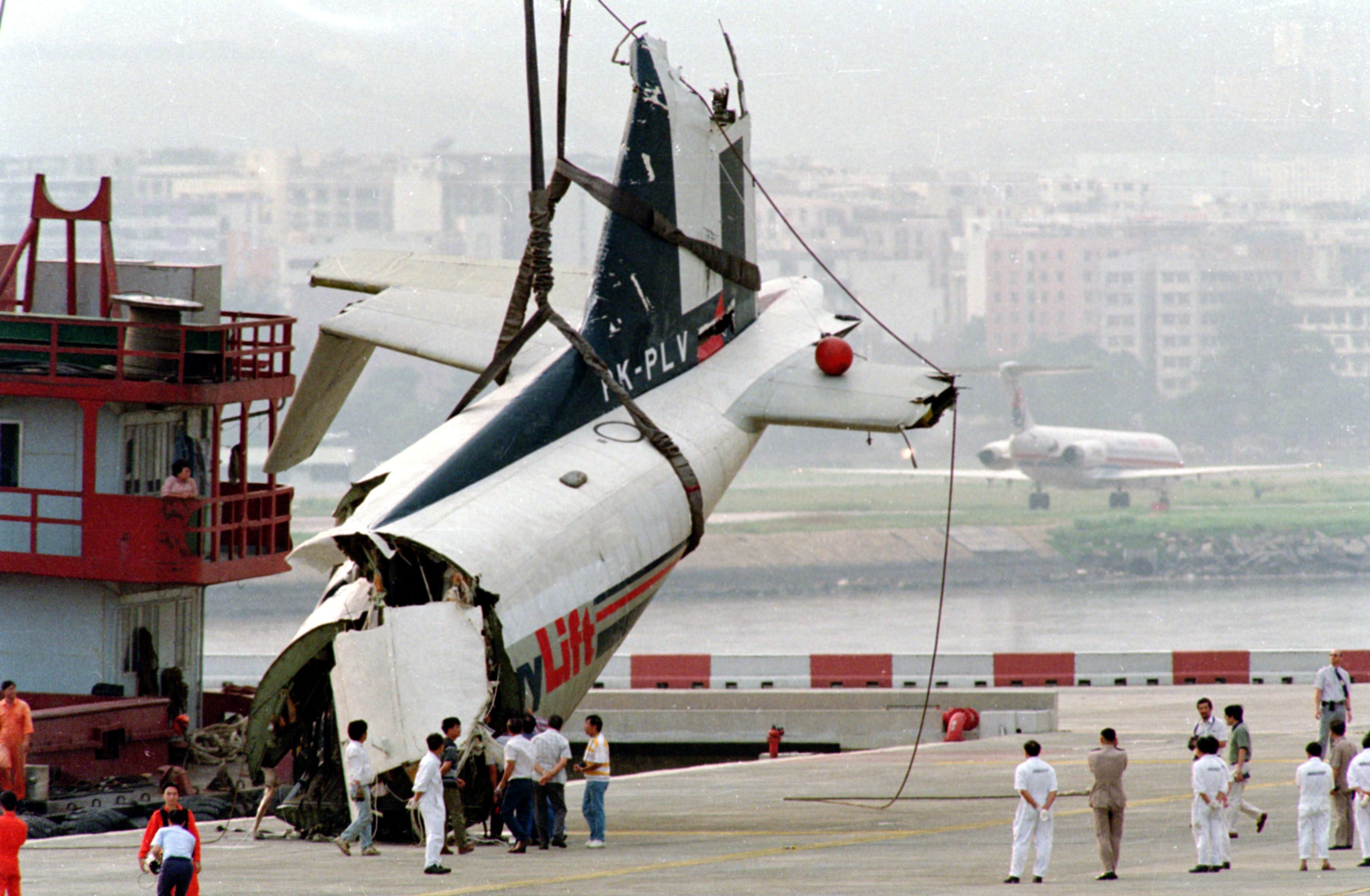 A plane crash in waters off Kai Tak Airport in Hong Kong resulted in the death of six Indonesian flight crew in 1994. Photo: SCMP