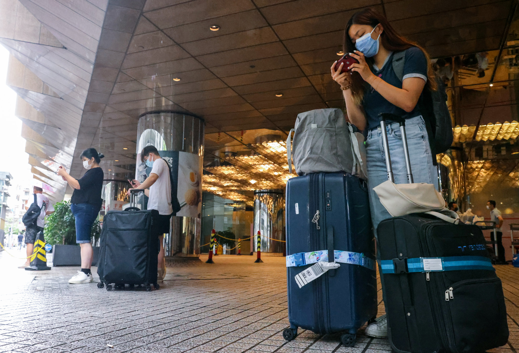 The first batch of people to complete the three-day hotel quarantine period. Photo: Dickson Lee